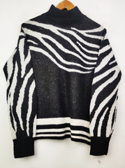 Buy online pre-used pre-loved 100% authentic & Original branded Next (WT-4511) available in Pakistan. Top international brands avilable.