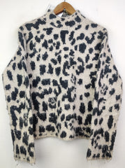 Buy online pre-used pre-loved 100% authentic & Original branded River Island (WT-4534) available in Pakistan. Top international brands avilable.