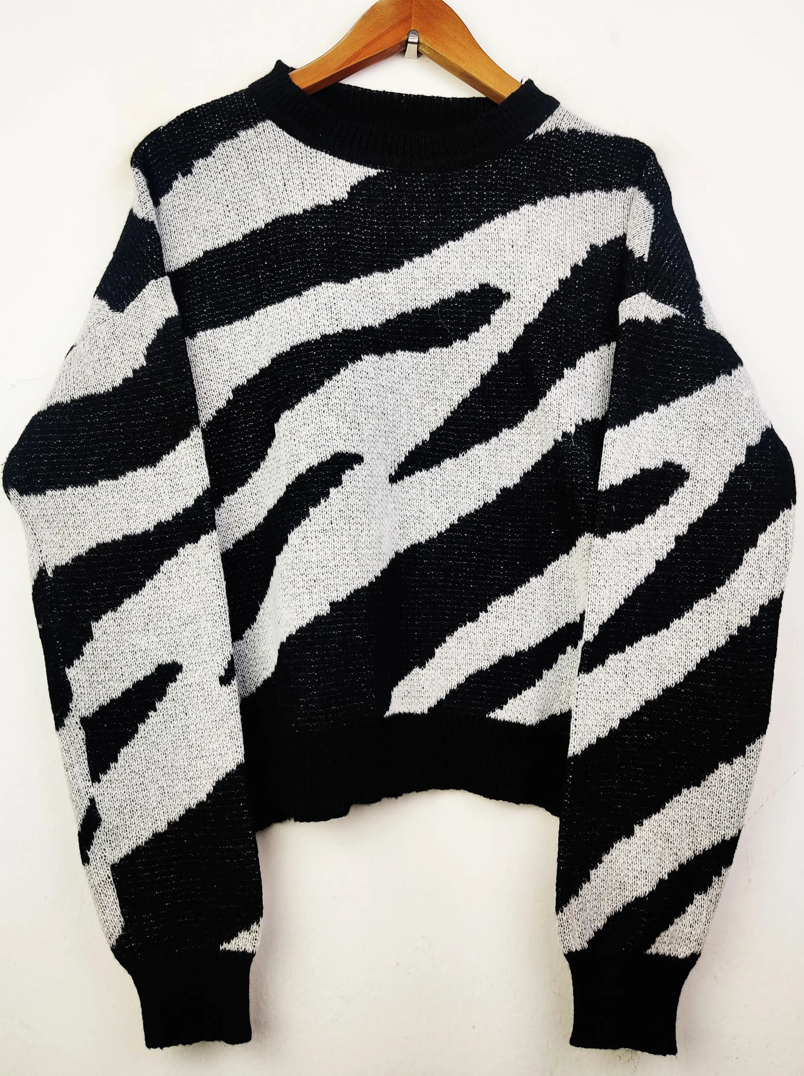 Shein (WT-4556)