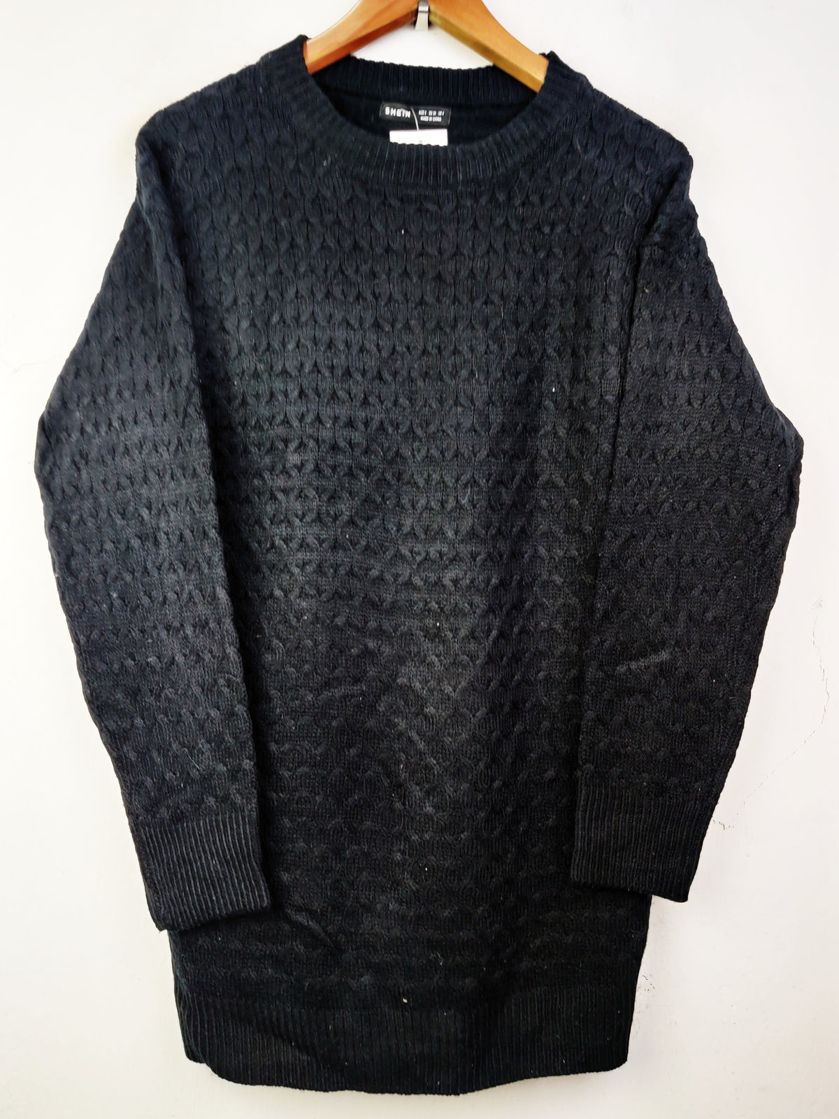 Buy online pre-used pre-loved 100% authentic & Original branded Shein (WT-4588) available in Pakistan. Top international brands avilable.