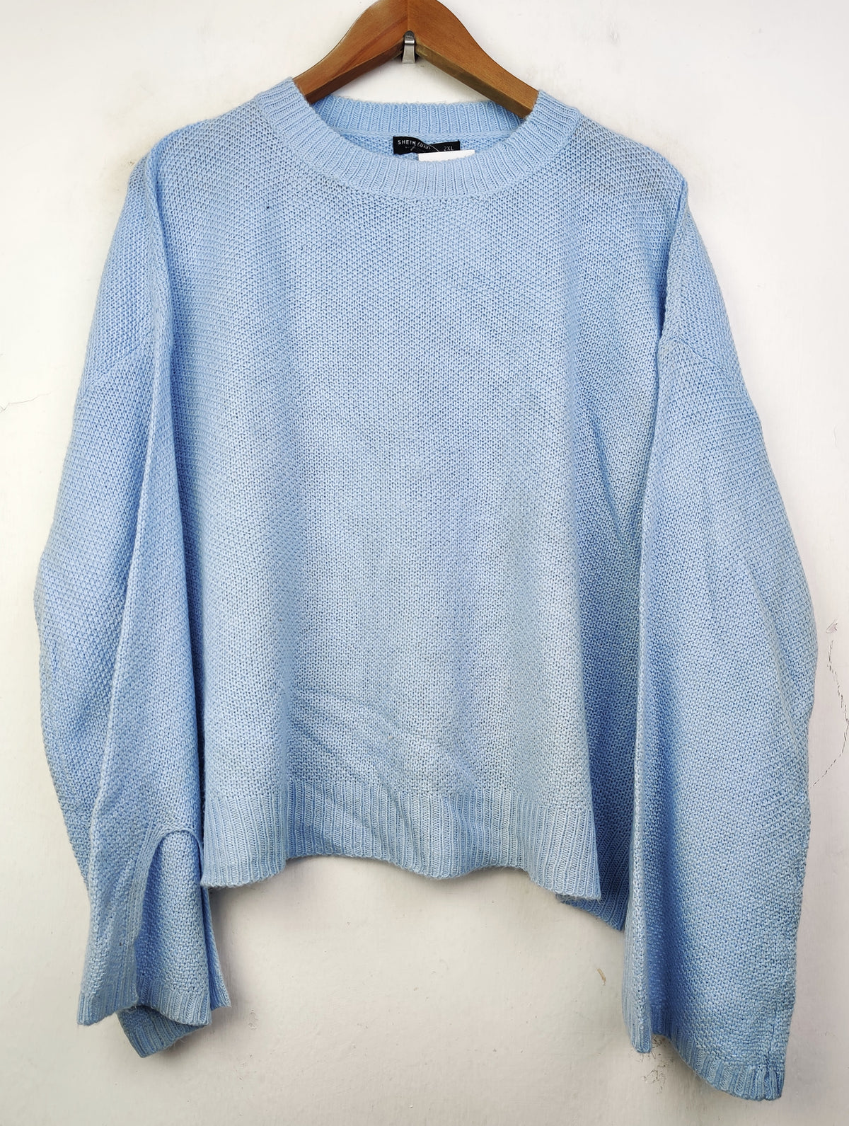 Buy online pre-used pre-loved 100% authentic & Original branded Shein (WT-4594) available in Pakistan. Top international brands avilable.