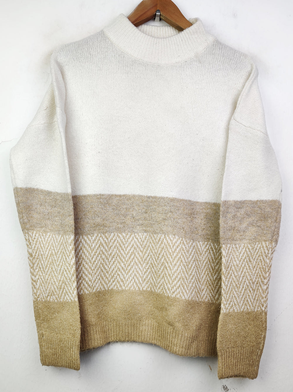 Buy online pre-used pre-loved 100% authentic & Original branded Primark (WT-4605) available in Pakistan. Top international brands avilable.