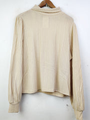 Buy online pre-used pre-loved 100% authentic & Original branded Shein (WT-4651) available in Pakistan. Top international brands avilable.
