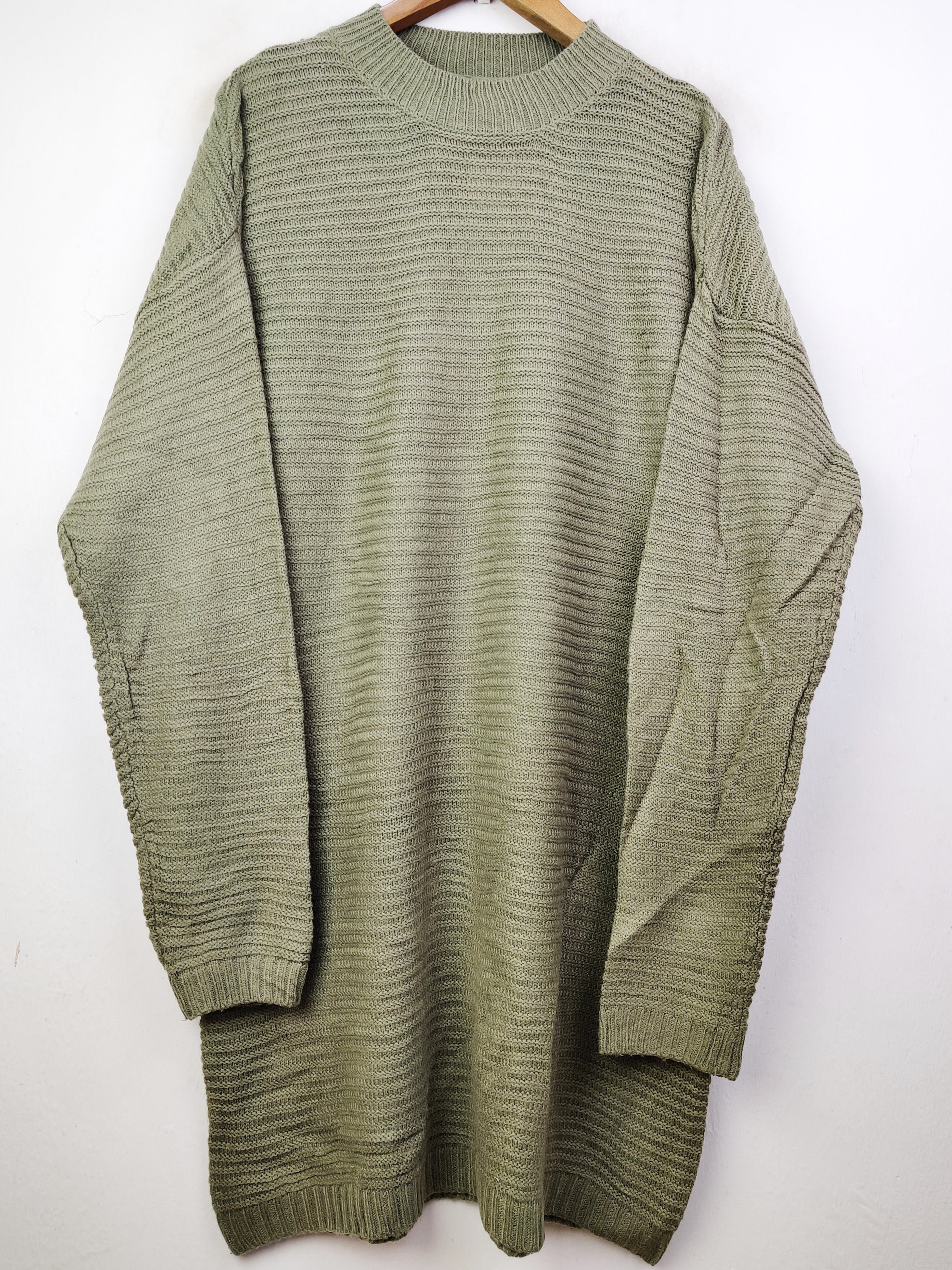 Buy online pre-used pre-loved 100% authentic & Original branded Prettylittlething (WT-4665) available in Pakistan. Top international brands avilable.