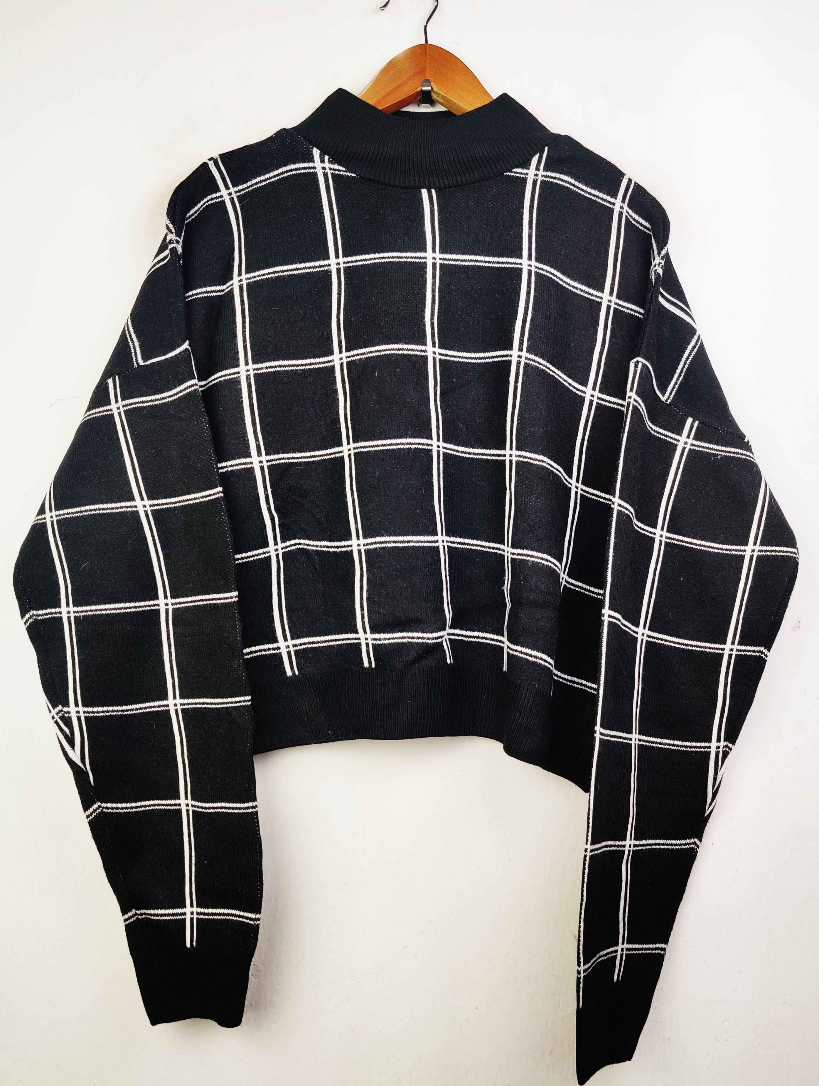 Buy online pre-used pre-loved 100% authentic & Original branded Primark (WT-4731) available in Pakistan. Top international brands avilable.