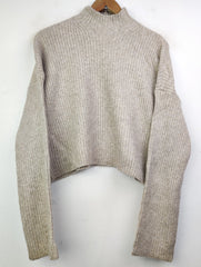 Buy online pre-used pre-loved 100% authentic & Original branded Bershka (WT-4737) available in Pakistan. Top international brands avilable.