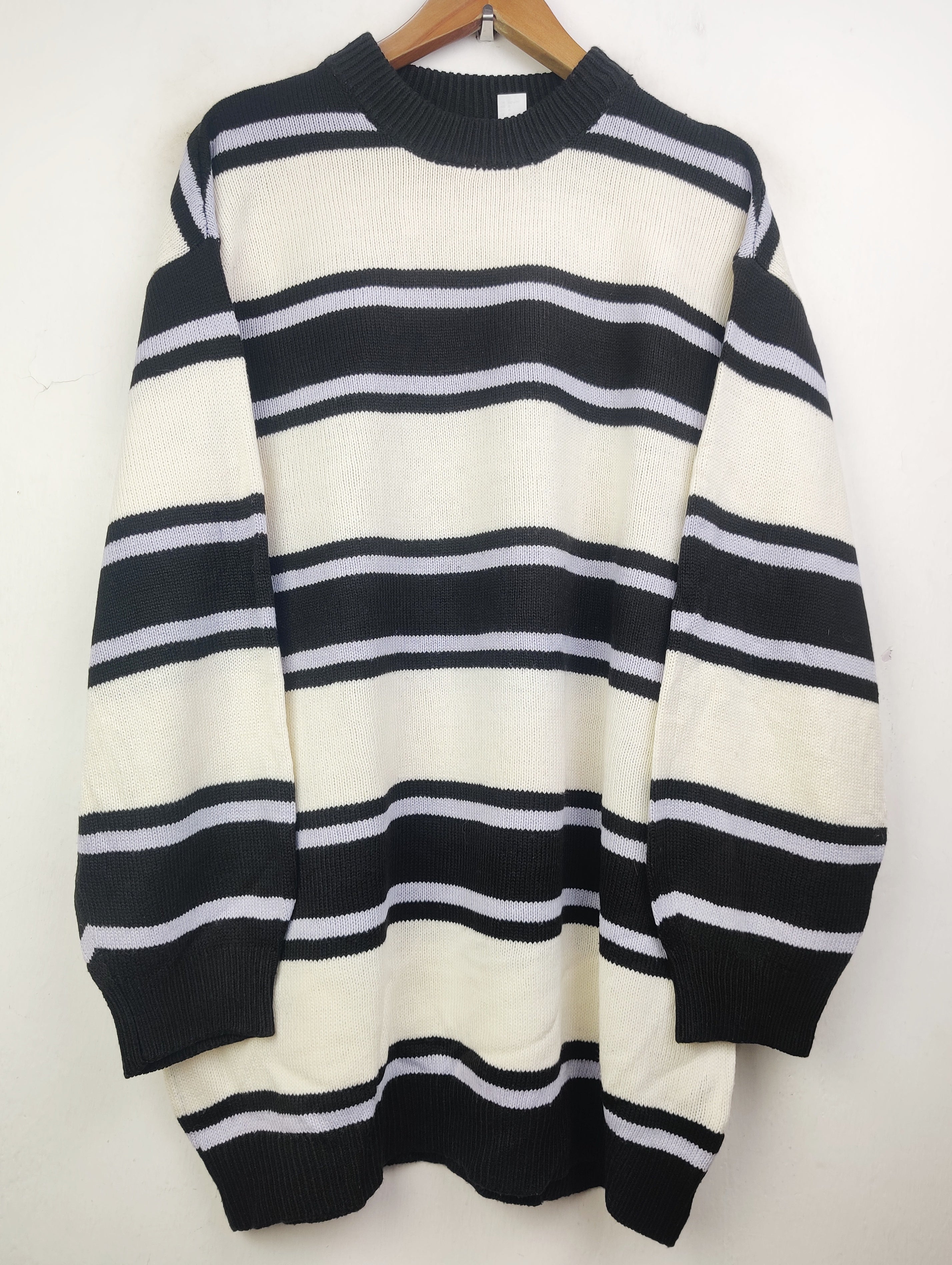 Buy online pre-used pre-loved 100% authentic & Original branded H&M (WT-4747) available in Pakistan. Top international brands avilable.