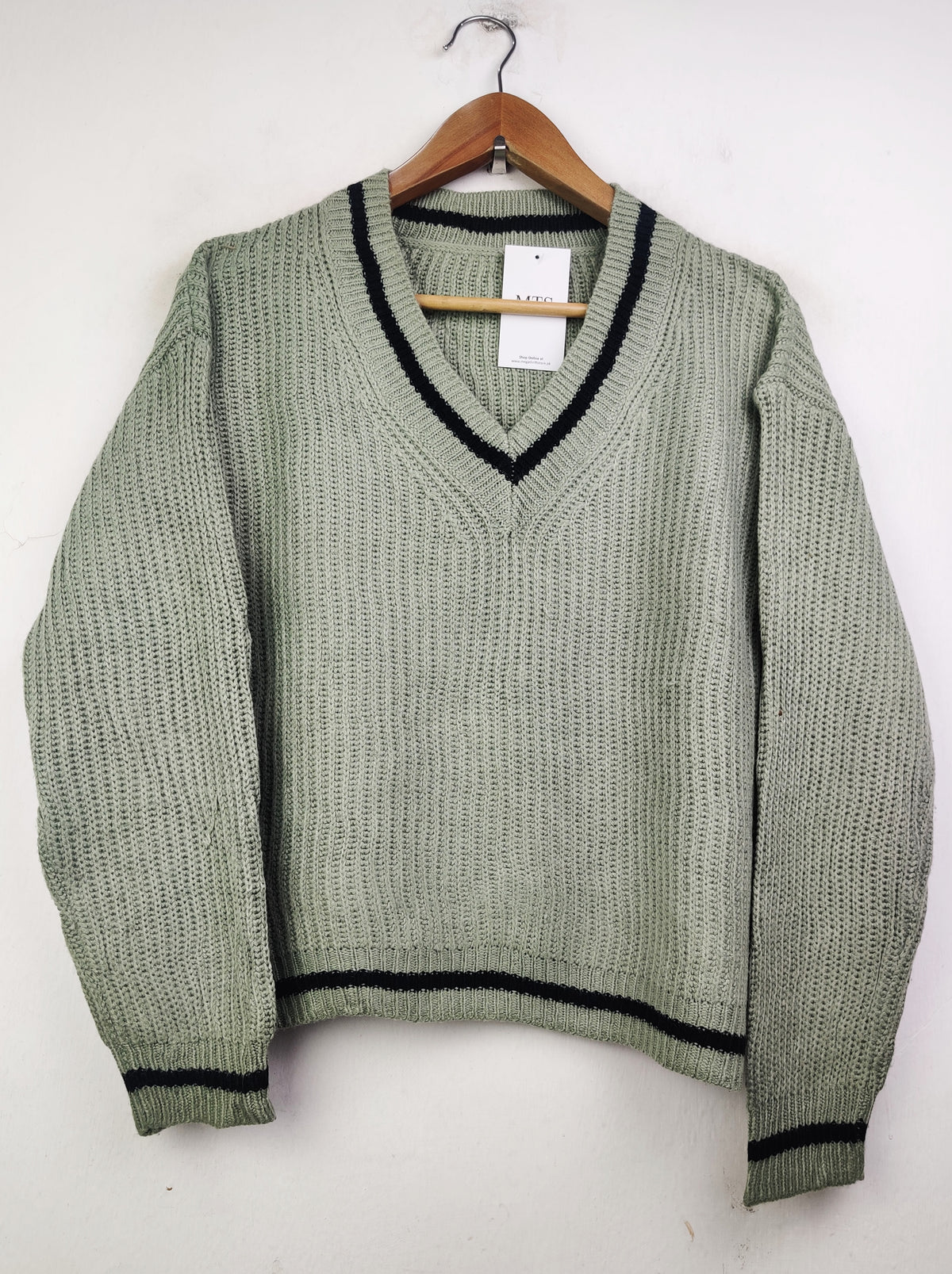 Buy online pre-used pre-loved 100% authentic & Original branded Shein (WT-4749) available in Pakistan. Top international brands avilable.