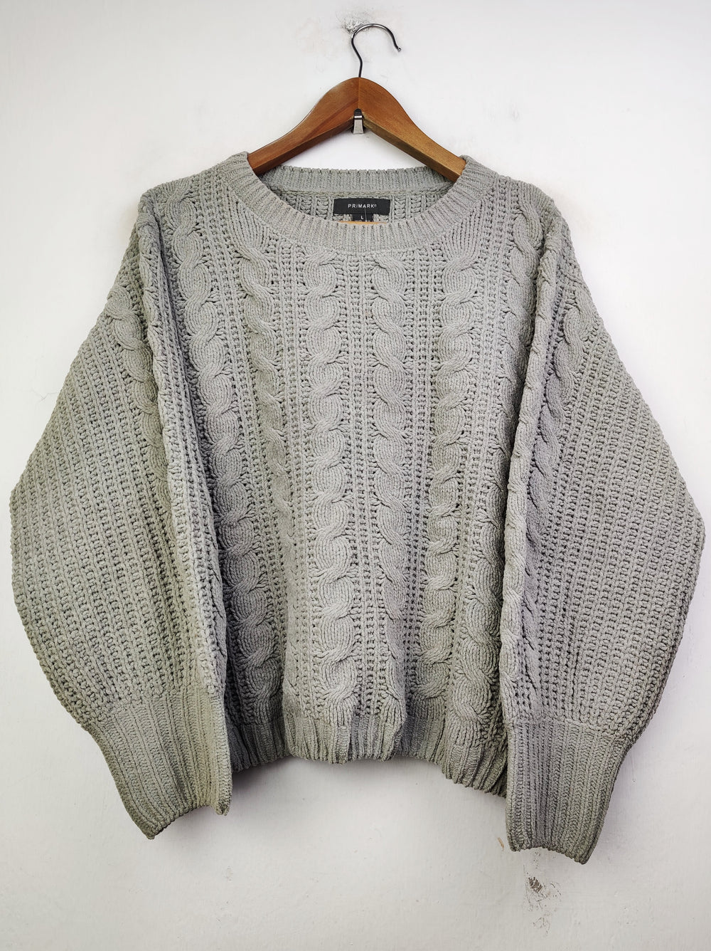 Buy online pre-used pre-loved 100% authentic & Original branded Primark (WT-4778) available in Pakistan. Top international brands avilable.