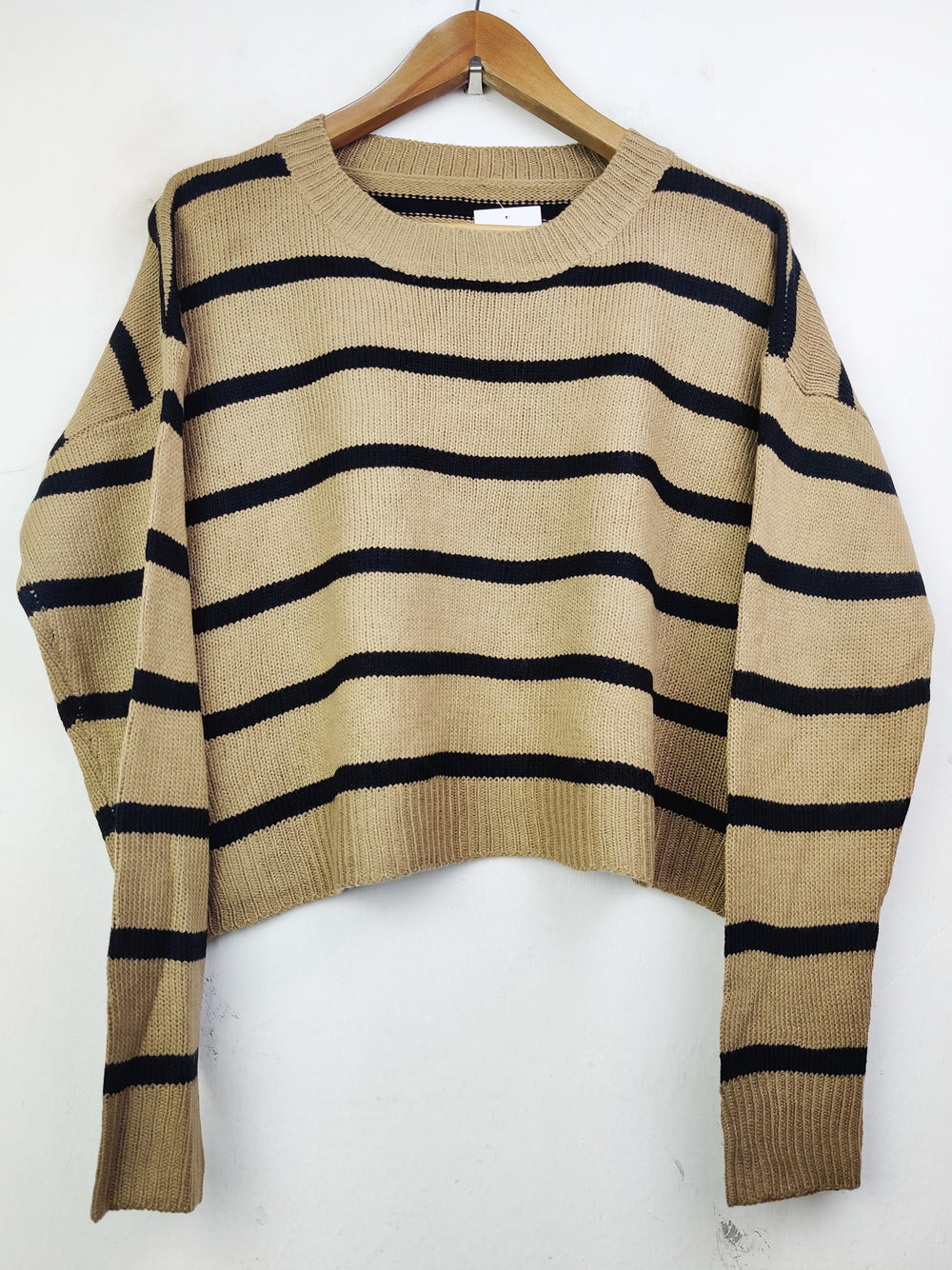 Buy online pre-used pre-loved 100% authentic & Original branded Shein (WT-4800) available in Pakistan. Top international brands avilable.