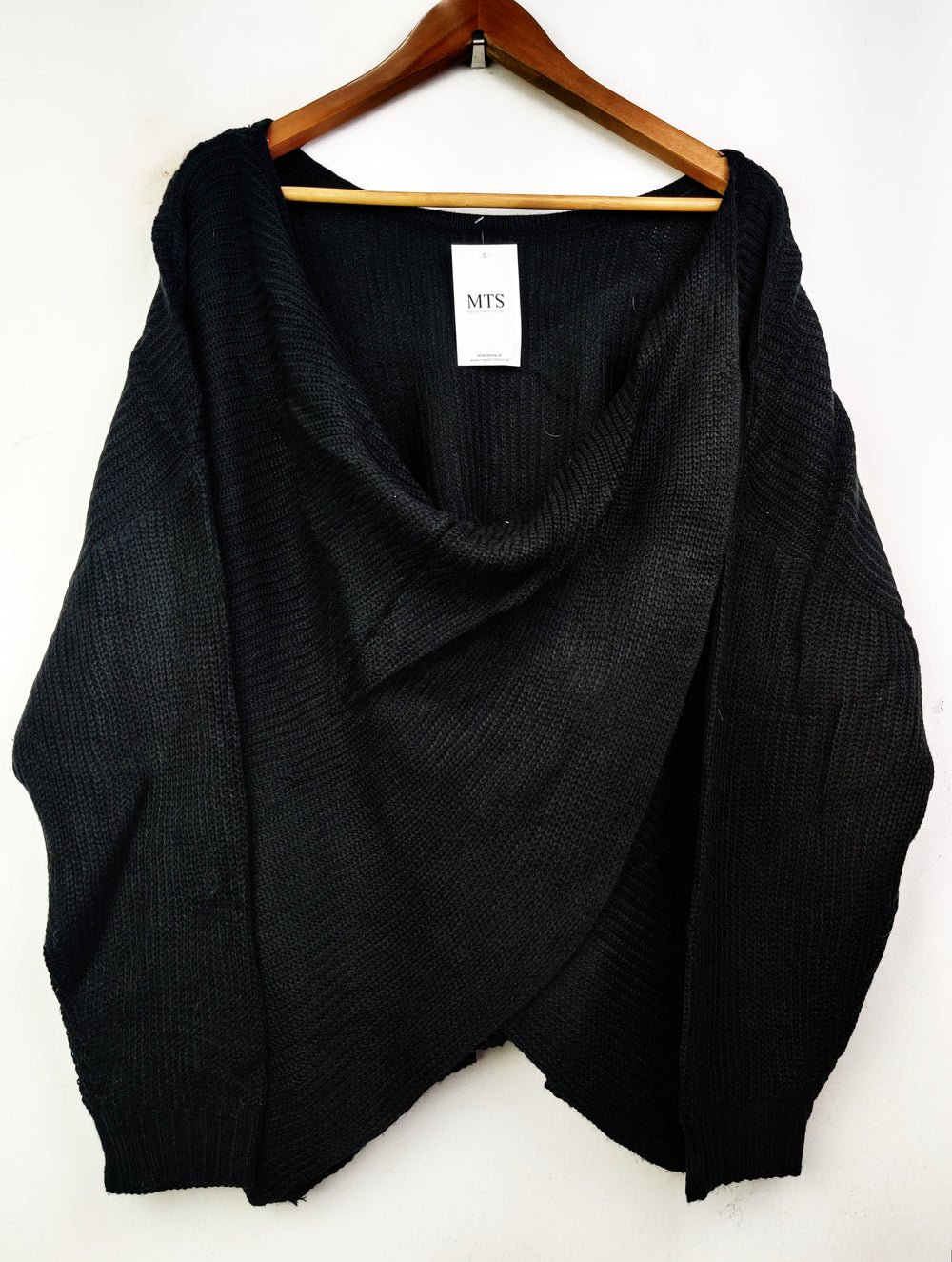 Buy online pre-used pre-loved 100% authentic & Original branded Shein (WT-4812) available in Pakistan. Top international brands avilable.