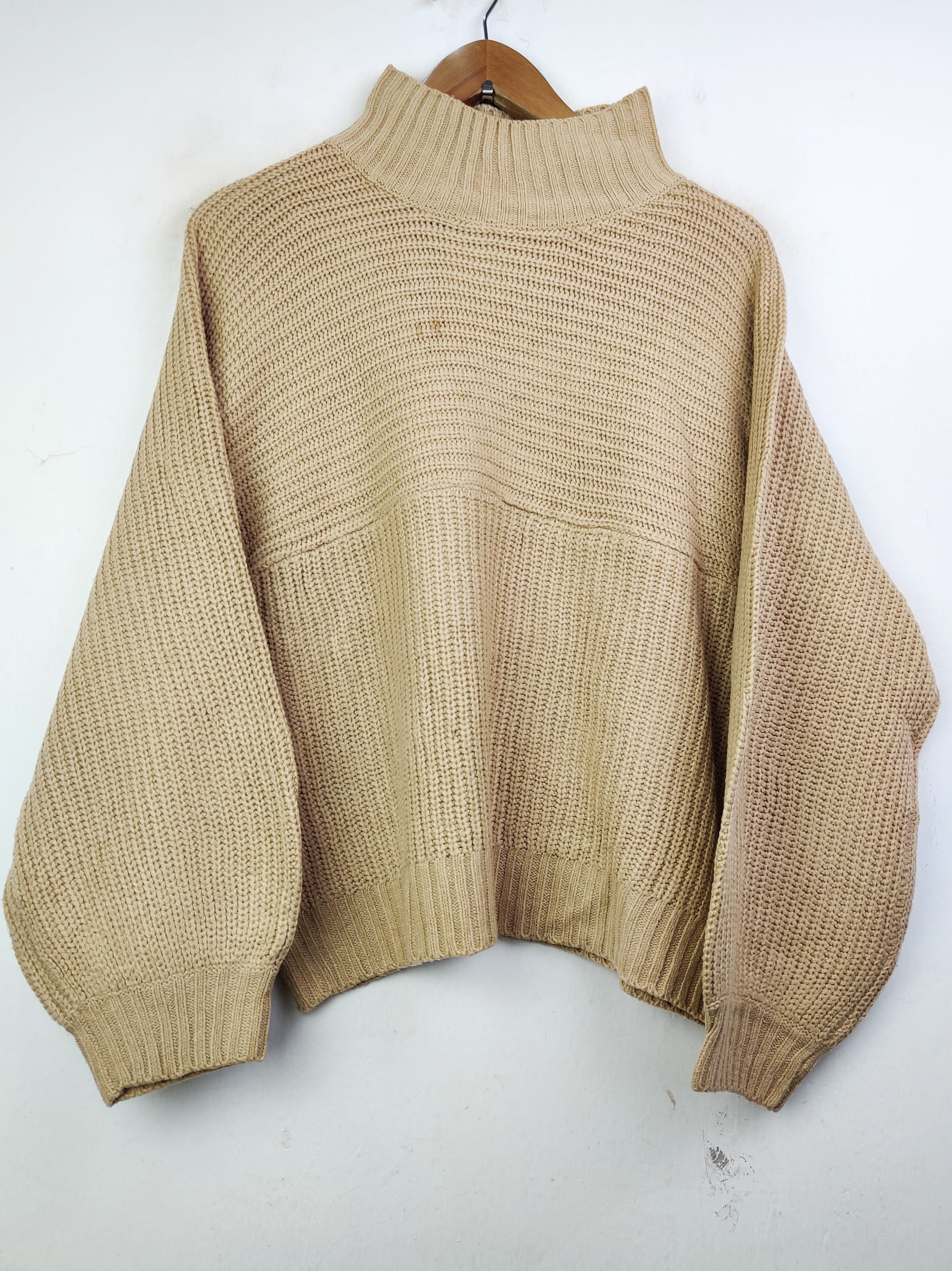 Buy online pre-used pre-loved 100% authentic & Original branded Pep&Co (WT-4824) available in Pakistan. Top international brands avilable.