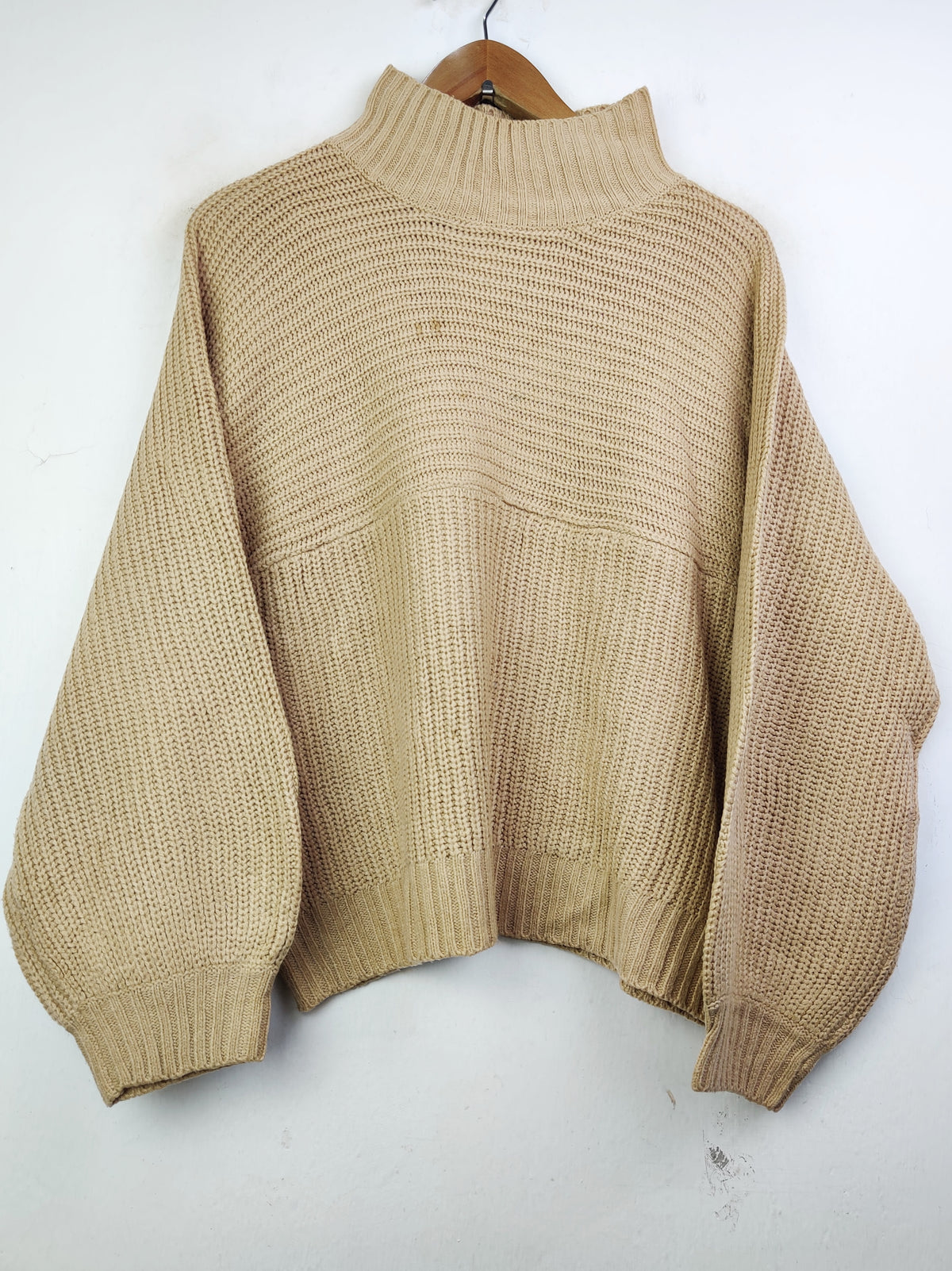 Buy online pre-used pre-loved 100% authentic & Original branded Pep&Co (WT-4824) available in Pakistan. Top international brands avilable.
