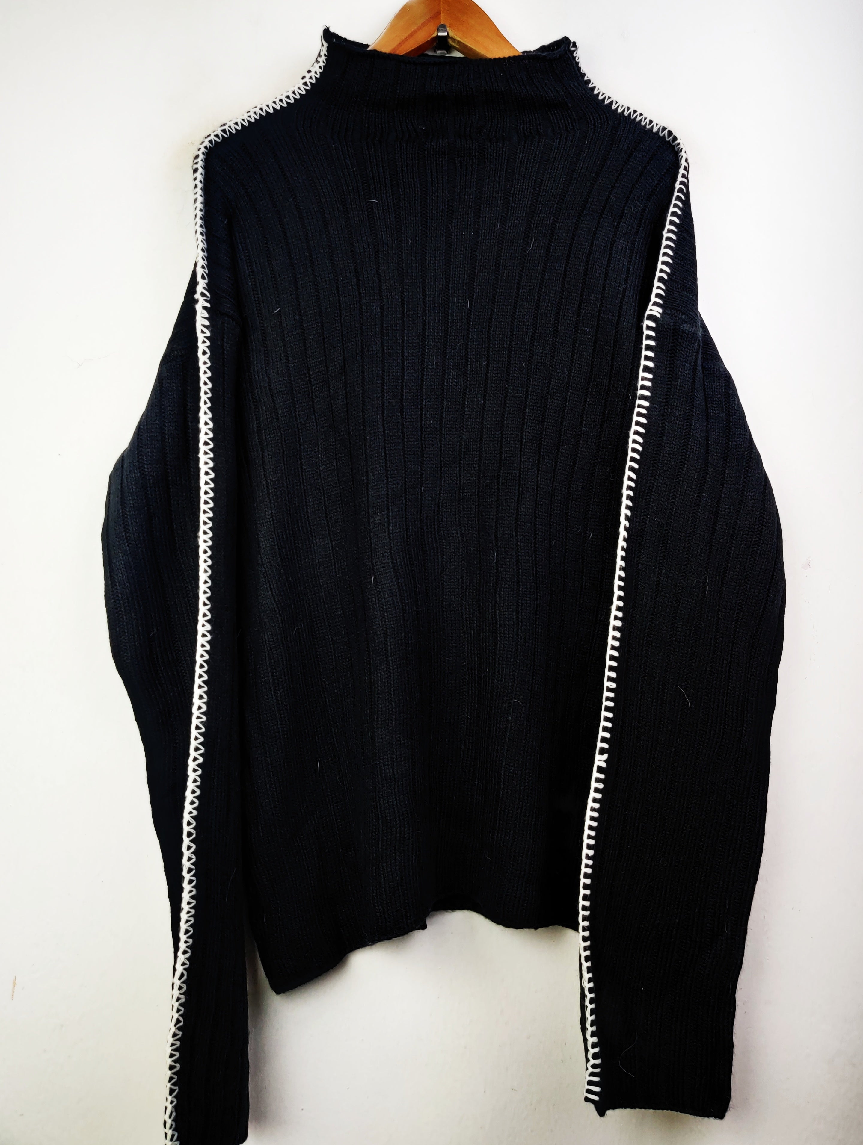 Buy online pre-used pre-loved 100% authentic & Original branded Boohoo (WT-4828) available in Pakistan. Top international brands avilable.
