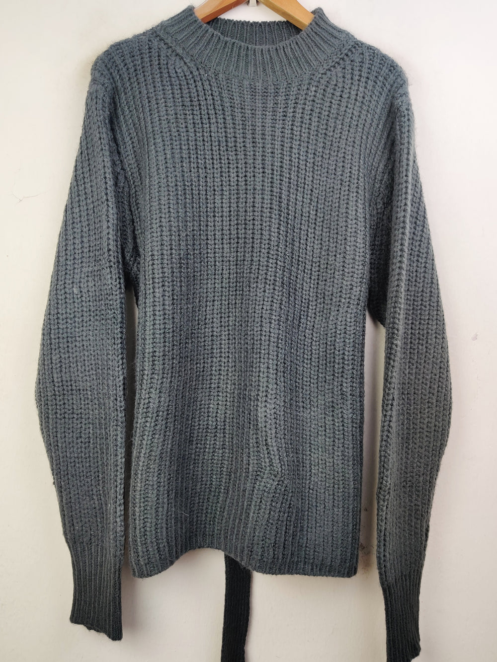 Buy online pre-used pre-loved 100% authentic & Original branded Zara (WT-4857) available in Pakistan. Top international brands avilable.