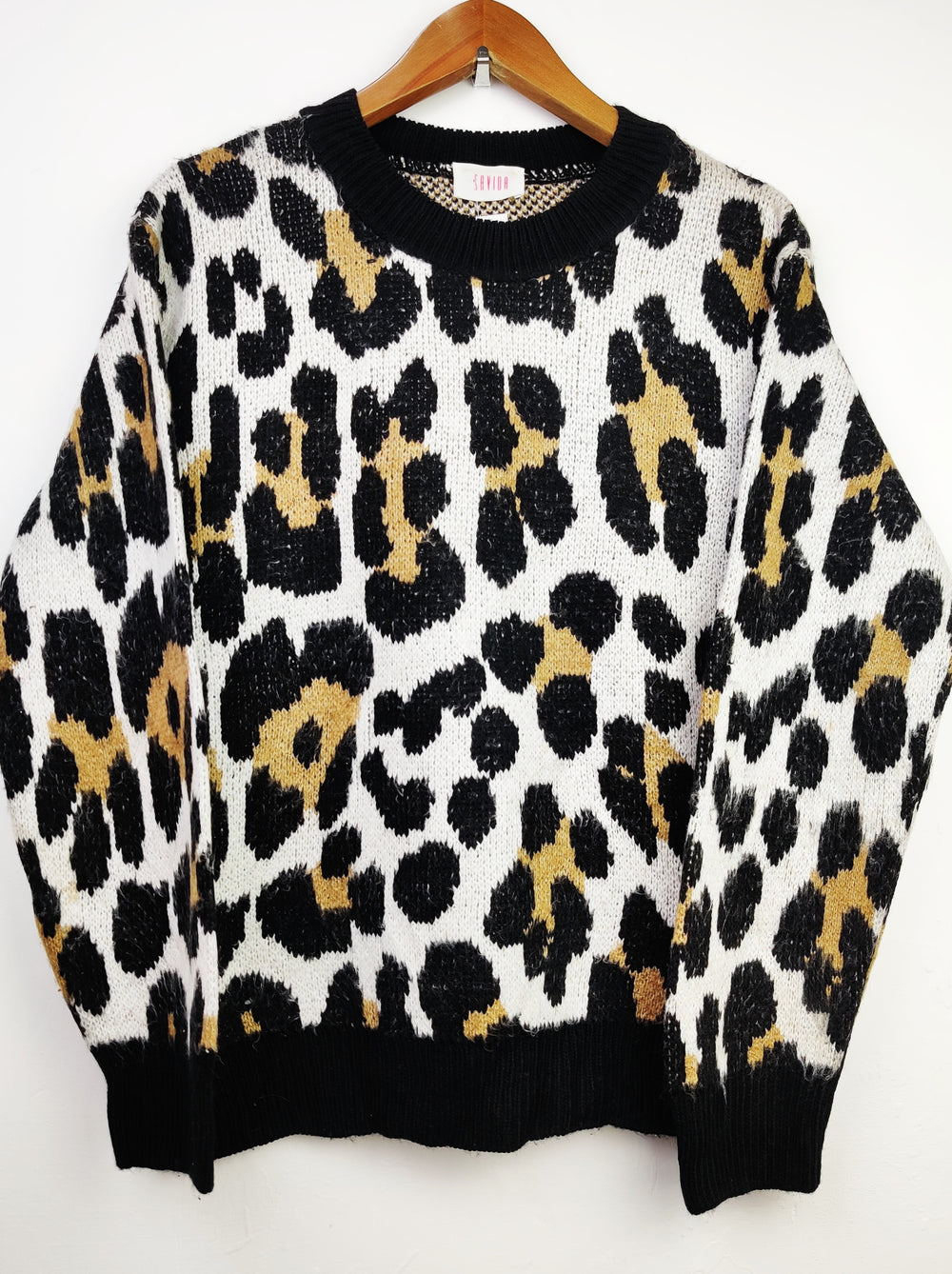 Buy online pre-used pre-loved 100% authentic & Original branded Savida (WT-4919) available in Pakistan. Top international brands avilable.