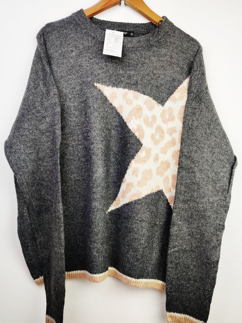 Buy online pre-used pre-loved 100% authentic & Original branded F&F (WT-4920) available in Pakistan. Top international brands avilable.