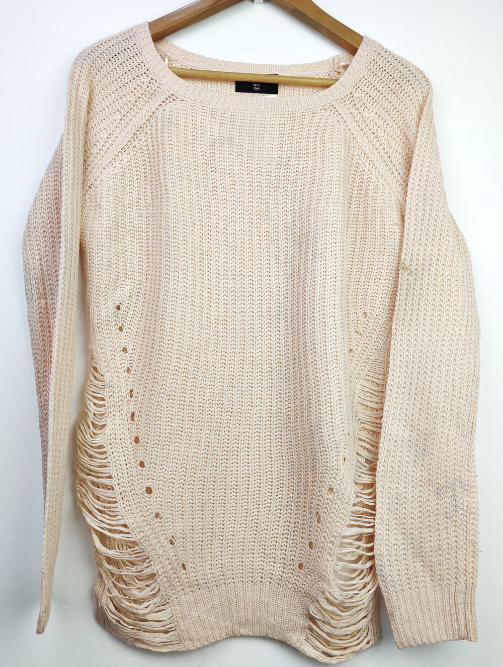 Buy online pre-used pre-loved 100% authentic & Original branded Ax (WT-4937) available in Pakistan. Top international brands avilable.