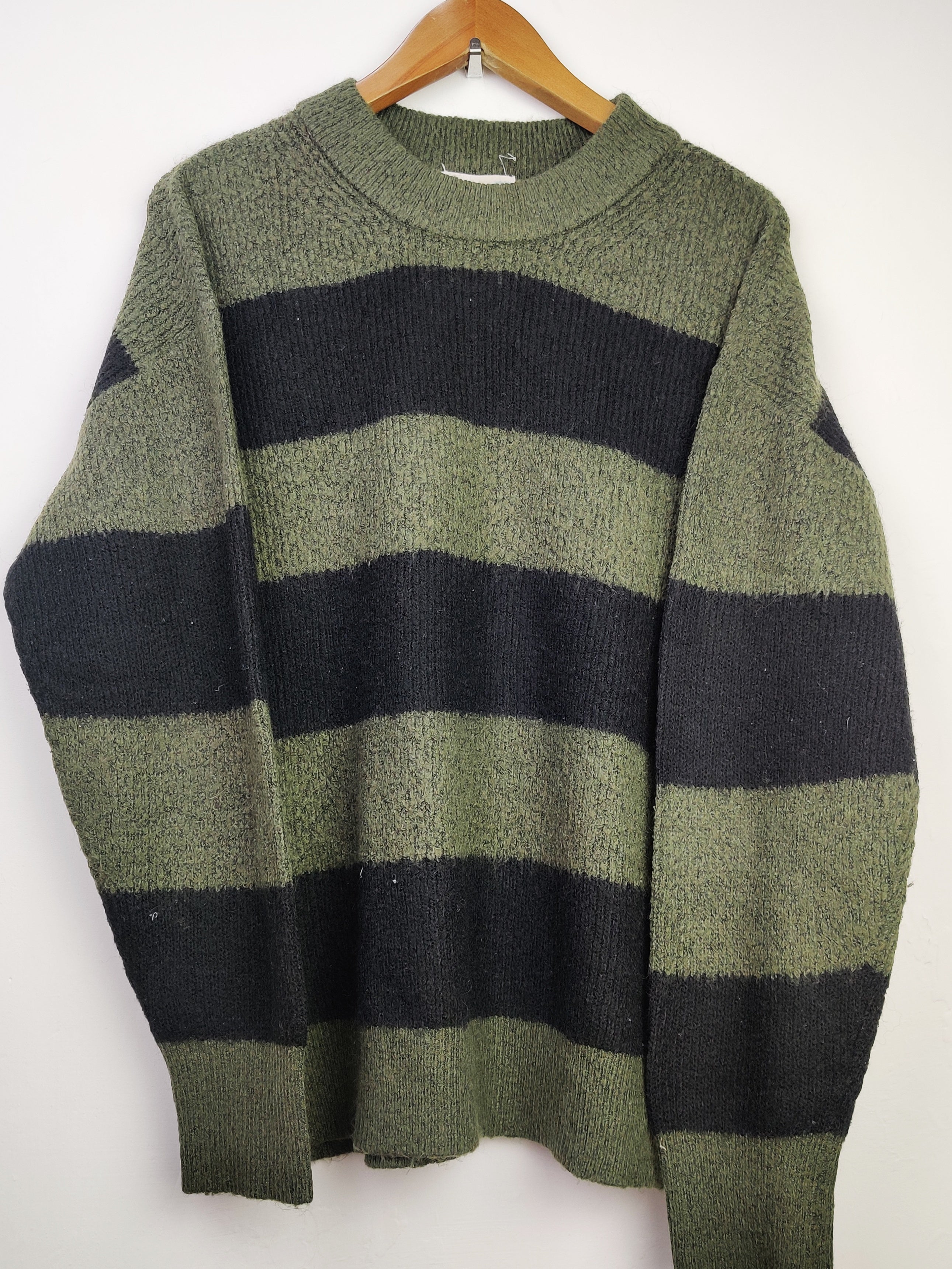 Buy online pre-used pre-loved 100% authentic & Original branded Primark (WT-4950) available in Pakistan. Top international brands avilable.