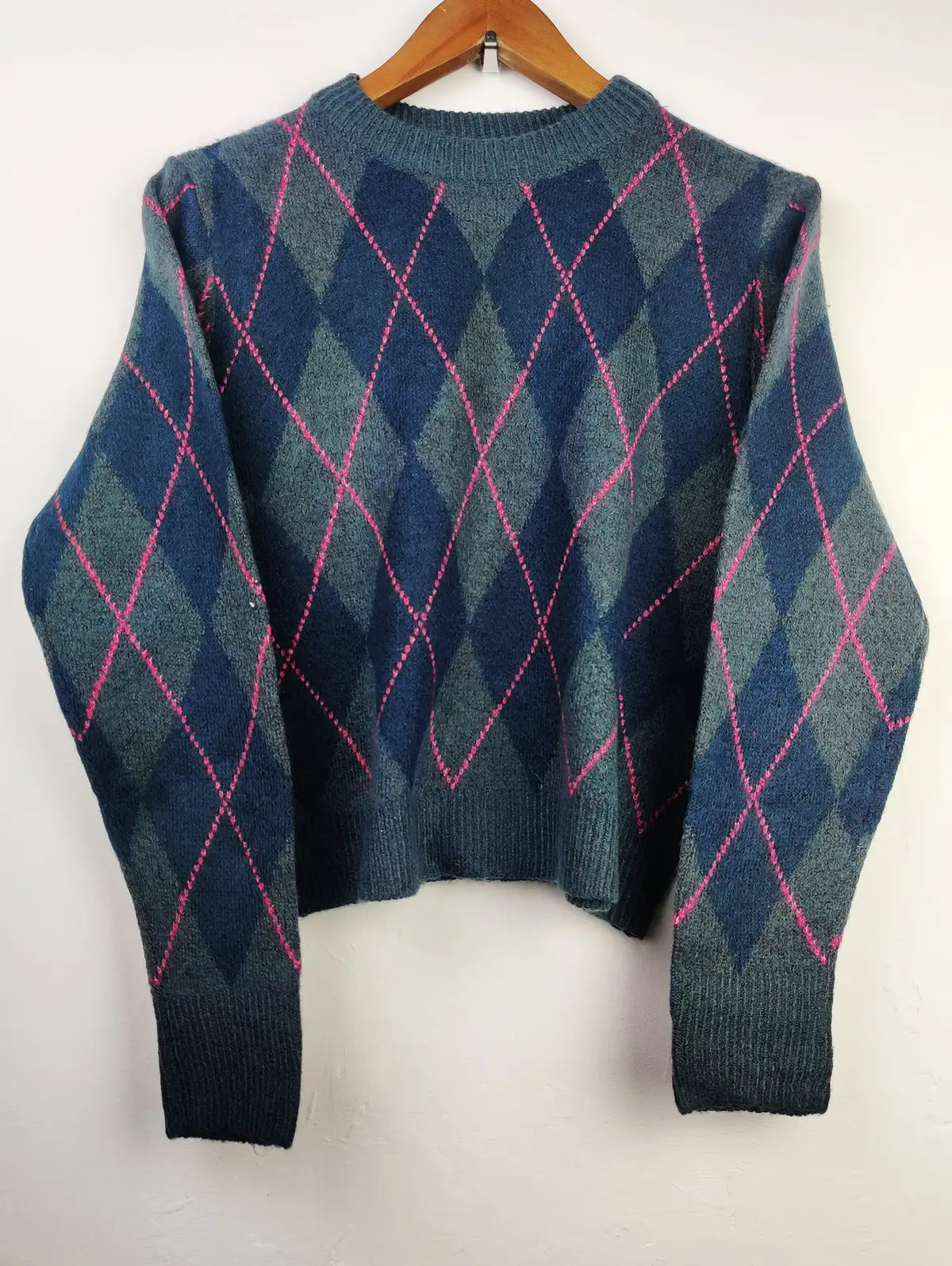 Buy online pre-used pre-loved 100% authentic & Original branded Primark (WT-5012) available in Pakistan. Top international brands avilable.
