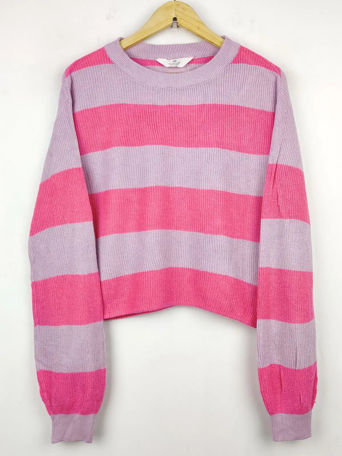 Buy online pre-used pre-loved 100% authentic & Original branded H&M (WT-5155) available in Pakistan. Top international brands avilable.