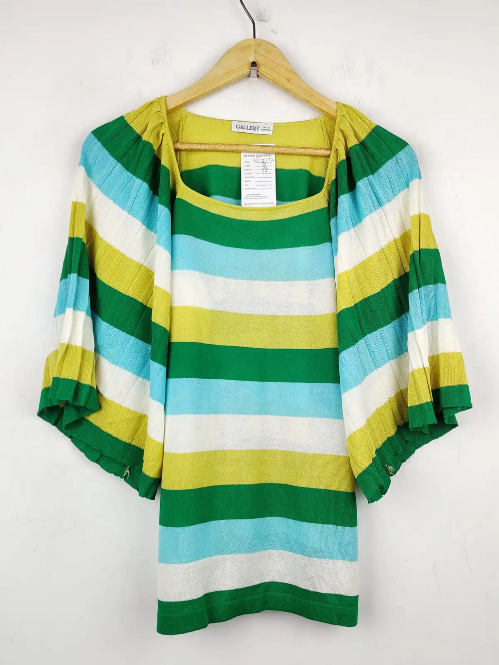 Buy online pre-used pre-loved 100% authentic & Original branded Gallery (WT-5172) available in Pakistan. Top international brands avilable.