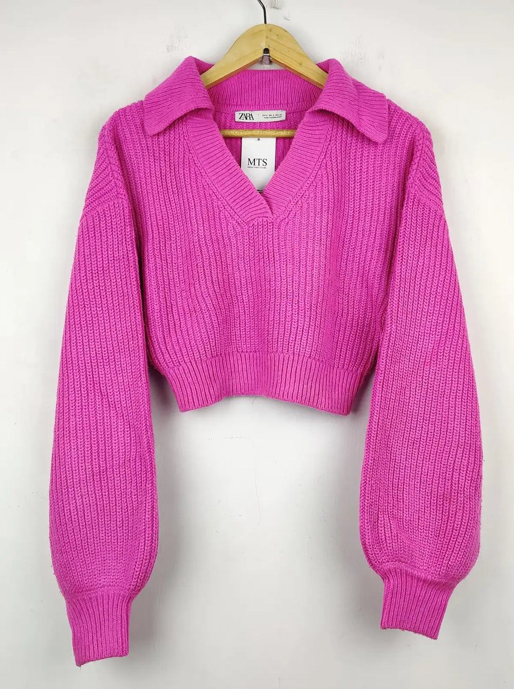 Buy online pre-used pre-loved 100% authentic & Original branded Zara (WT-5173) available in Pakistan. Top international brands avilable.
