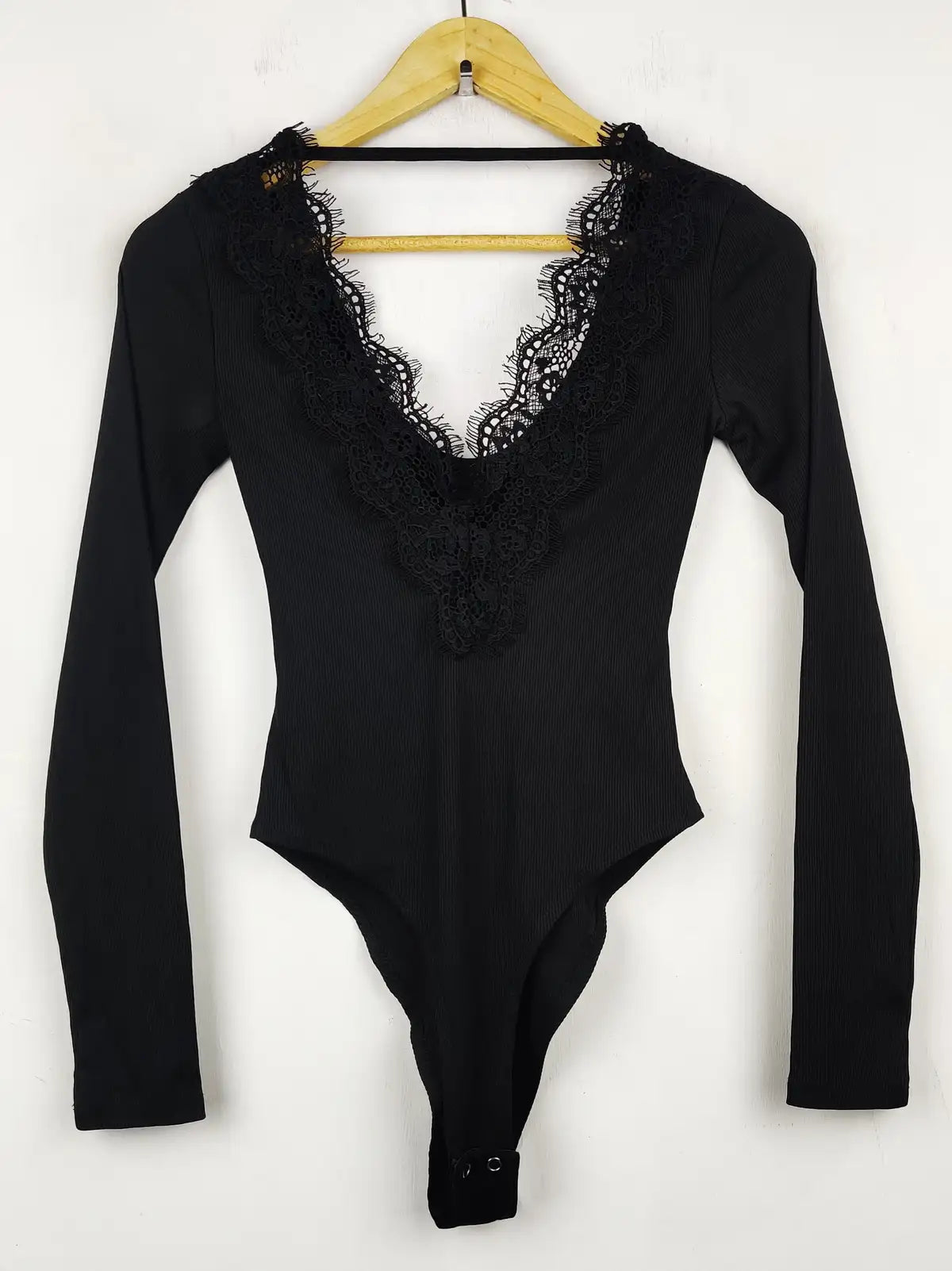 Buy online pre-used pre-loved 100% authentic & Original branded New Look (WT-5192) available in Pakistan. Top international brands avilable.