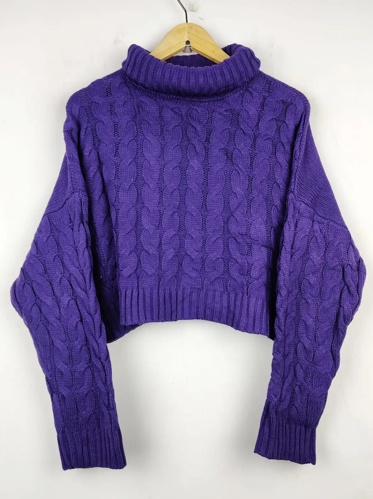 Buy online pre-used pre-loved 100% authentic & Original branded Primark (WT-5203) available in Pakistan. Top international brands avilable.