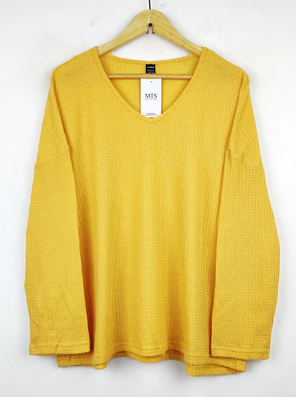 Buy online pre-used pre-loved 100% authentic & Original branded Shein (WT-5242) available in Pakistan. Top international brands avilable.