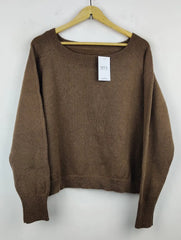 Buy online pre-used pre-loved 100% authentic & Original branded Shein (WT-5277) available in Pakistan. Top international brands avilable.