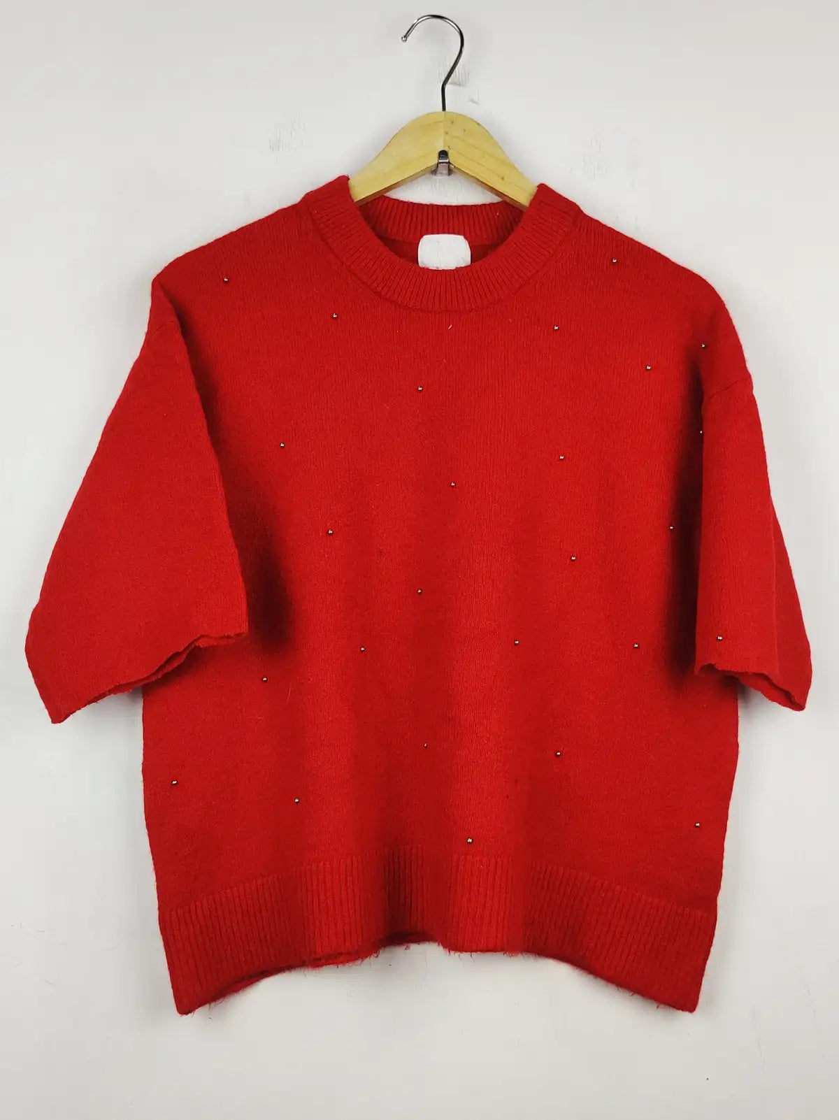 Buy online pre-used pre-loved 100% authentic & Original branded H&M (WT-5283) available in Pakistan. Top international brands avilable.
