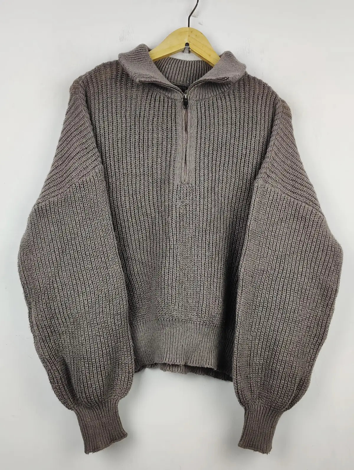 Buy online pre-used pre-loved 100% authentic & Original branded Shein (WT-5293) available in Pakistan. Top international brands avilable.