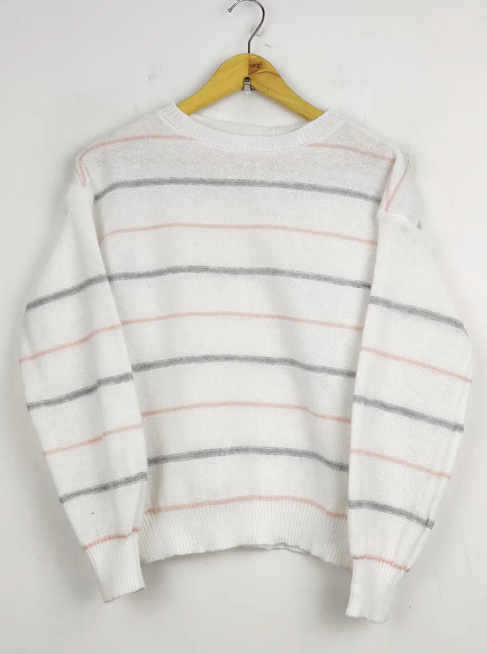 Buy online pre-used pre-loved 100% authentic & Original branded Shein (WT-5370) available in Pakistan. Top international brands avilable.