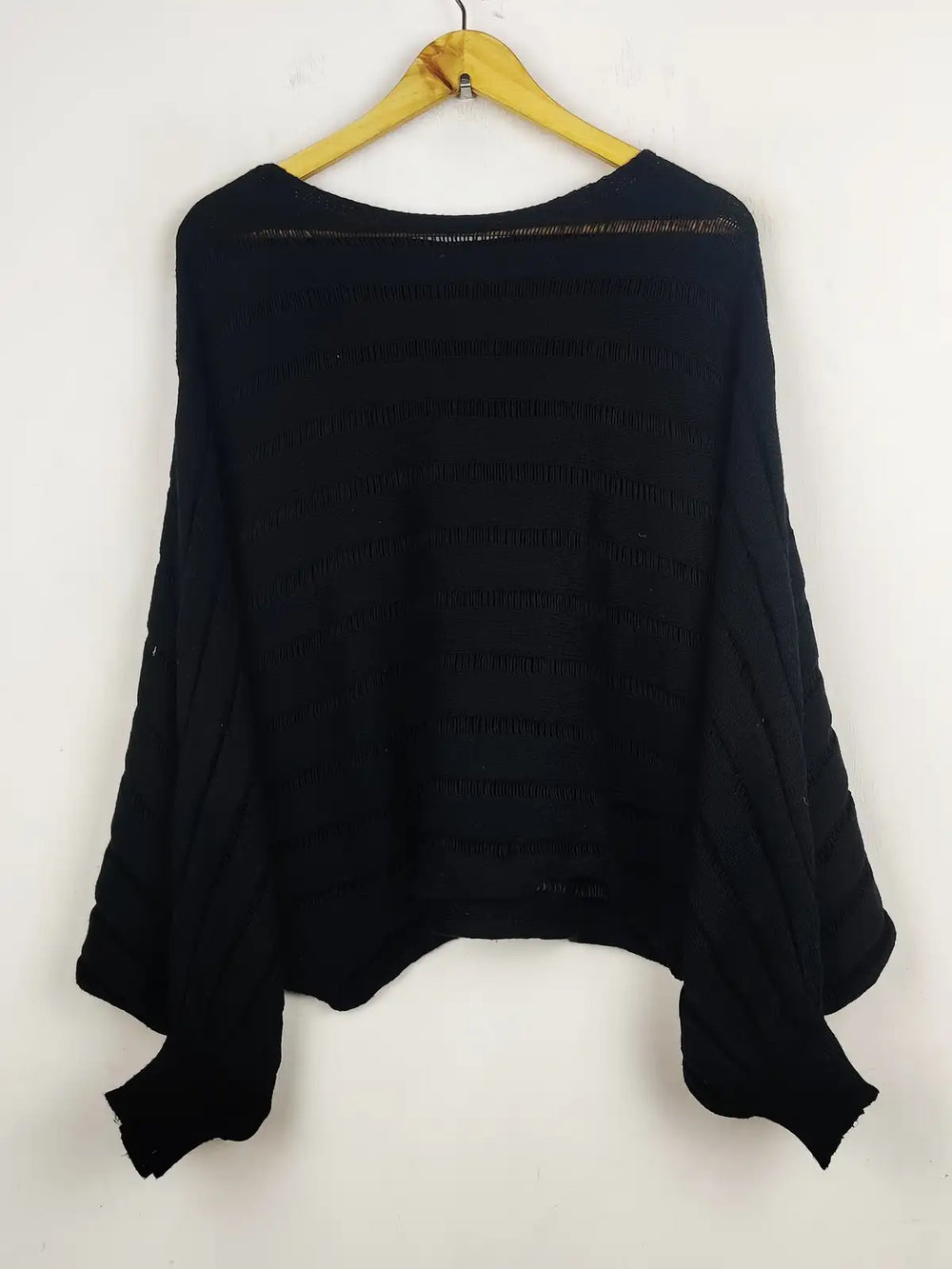 Buy online pre-used pre-loved 100% authentic & Original branded Shein (WT-5400) available in Pakistan. Top international brands avilable.