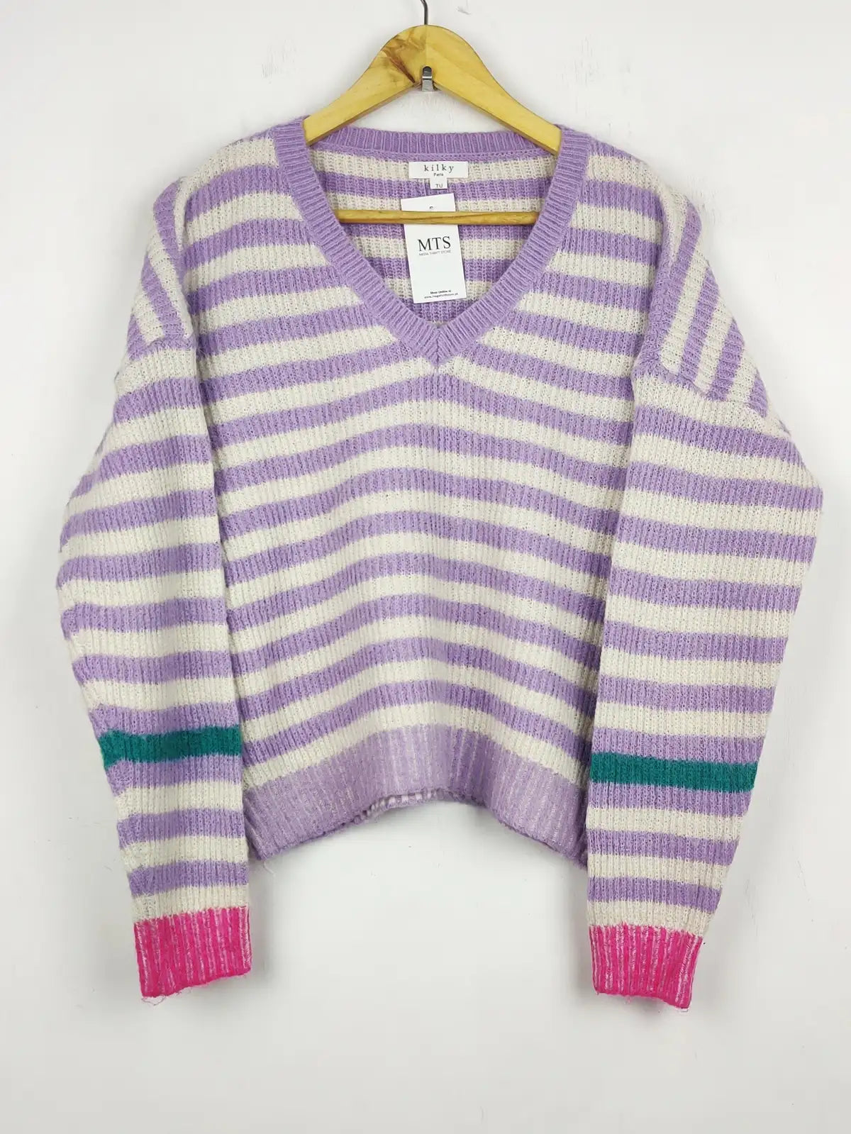 Buy online pre-used pre-loved 100% authentic & Original branded Kilky (WT-5406) available in Pakistan. Top international brands avilable.