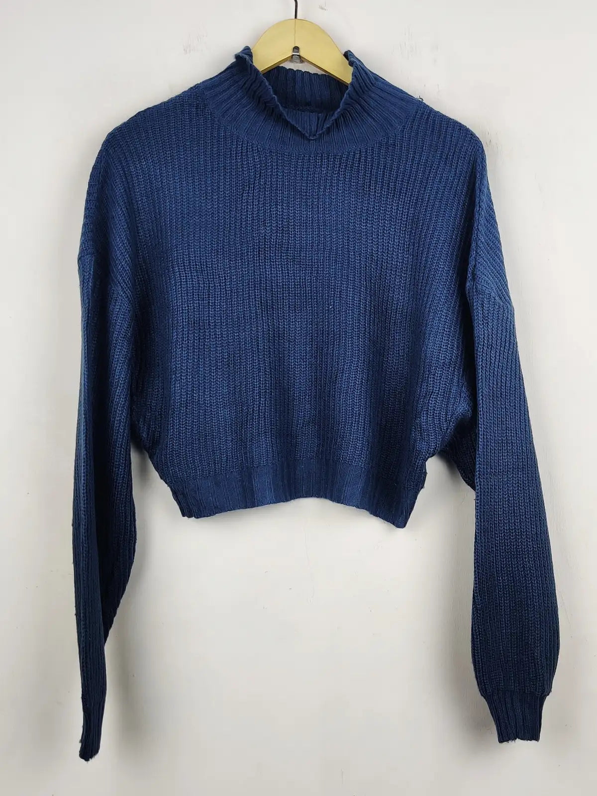 Buy online pre-used pre-loved 100% authentic & Original branded Zaful (WT-5434) available in Pakistan. Top international brands avilable.