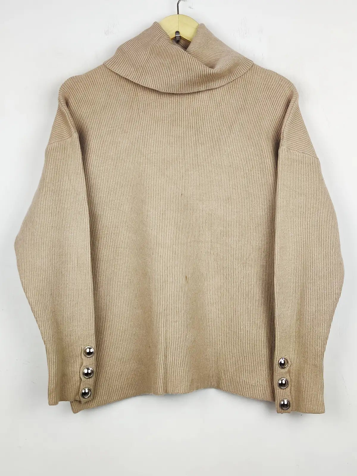 Buy online pre-used pre-loved 100% authentic & Original branded Shein (WT-5439) available in Pakistan. Top international brands avilable.