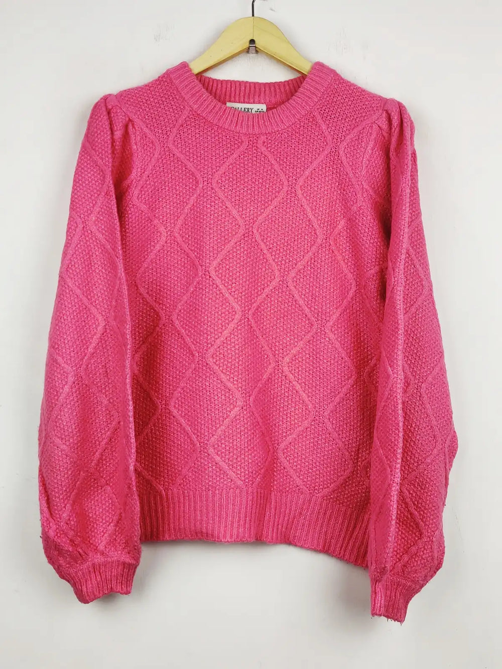 Buy online pre-used pre-loved 100% authentic & Original branded Gallery (WT-5451) available in Pakistan. Top international brands avilable.