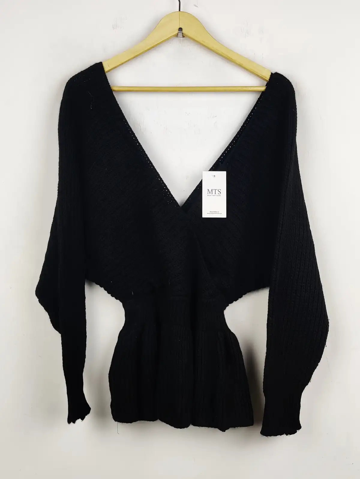 Buy online pre-used pre-loved 100% authentic & Original branded Boohoo (WT-5528) available in Pakistan. Top international brands avilable.