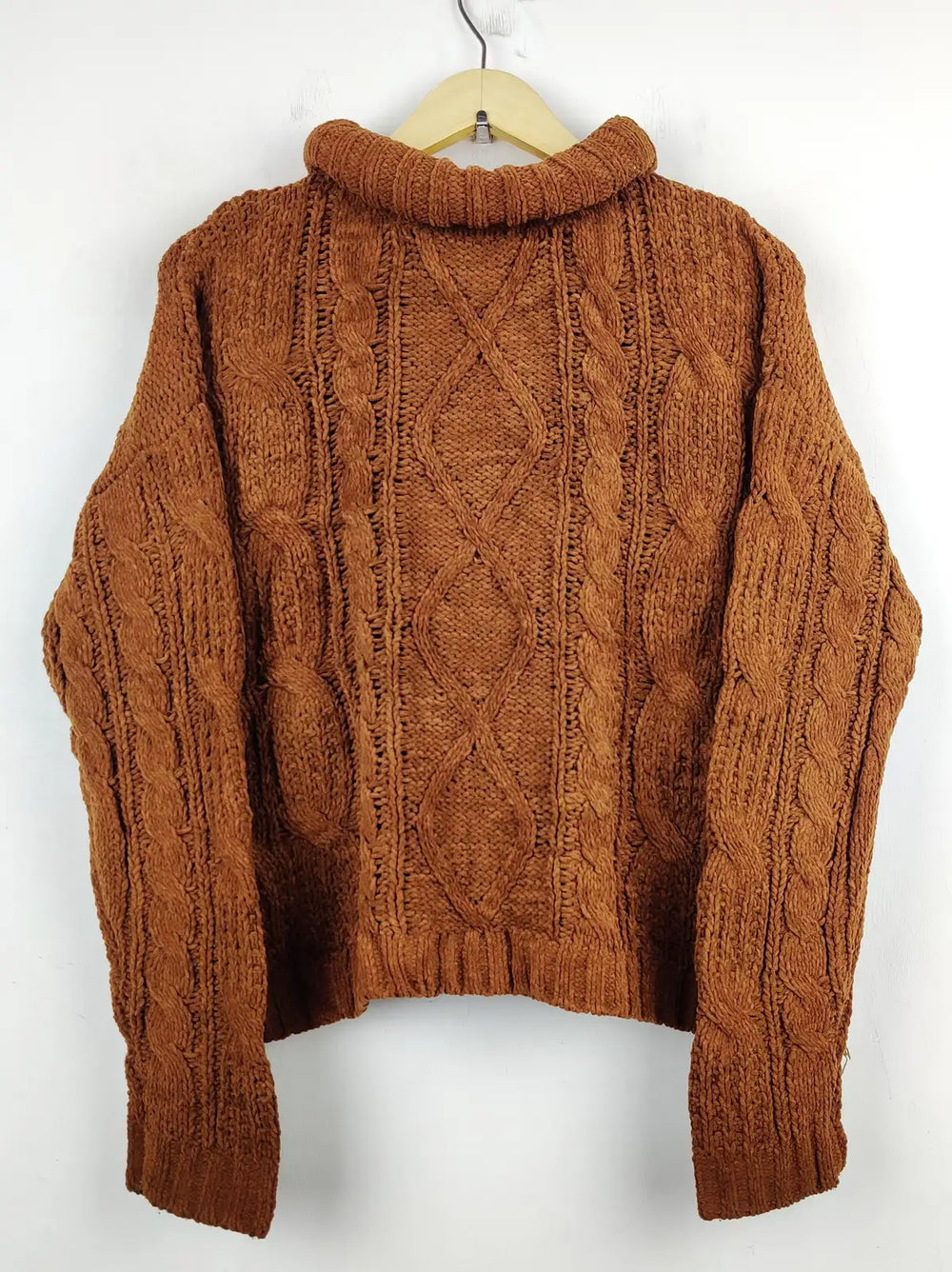 Buy online pre-used pre-loved 100% authentic & Original branded Primark (WT-5568) available in Pakistan. Top international brands avilable.