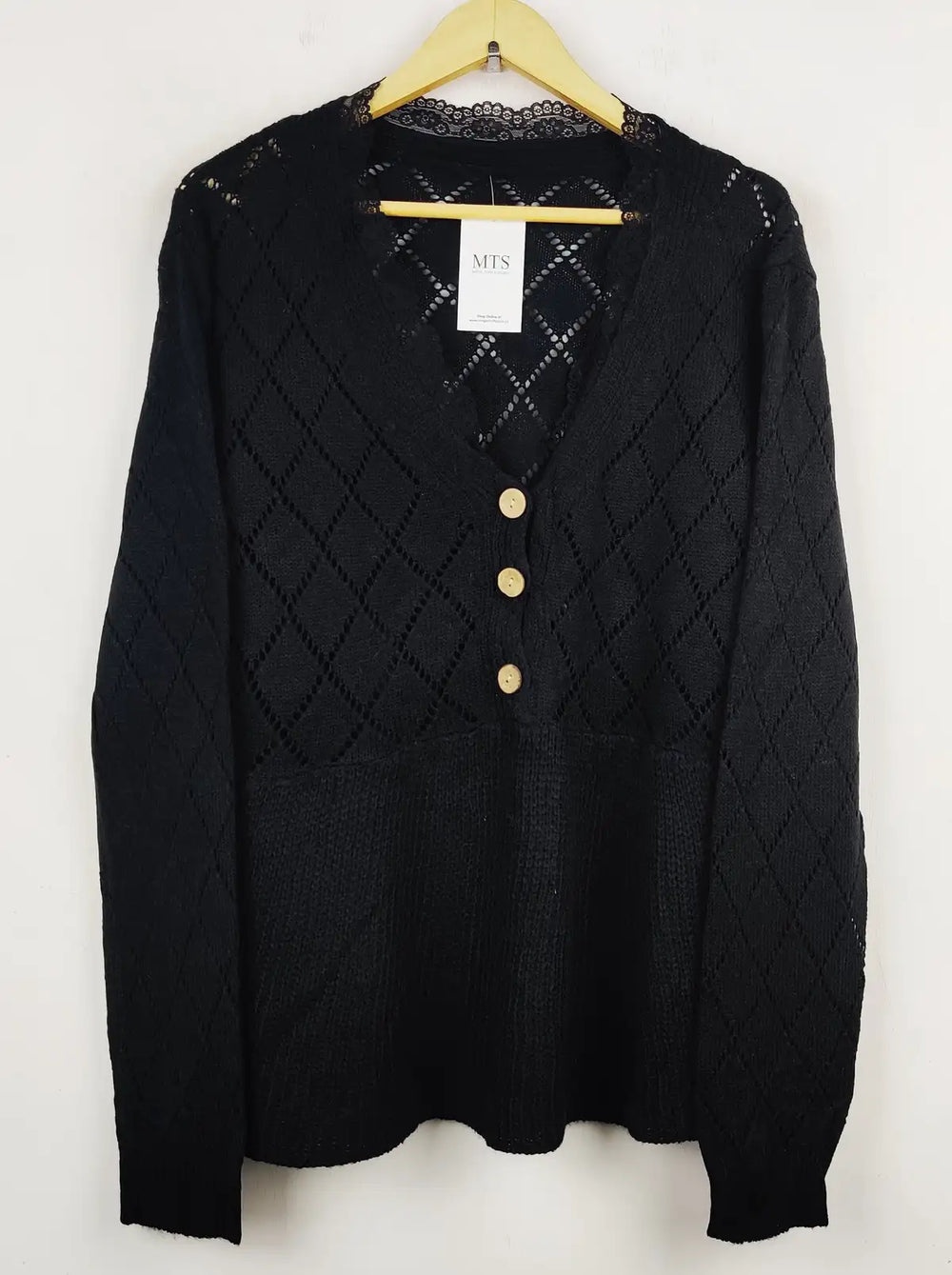 Buy online pre-used pre-loved 100% authentic & Original branded Shein (WT-5607) available in Pakistan. Top international brands avilable.