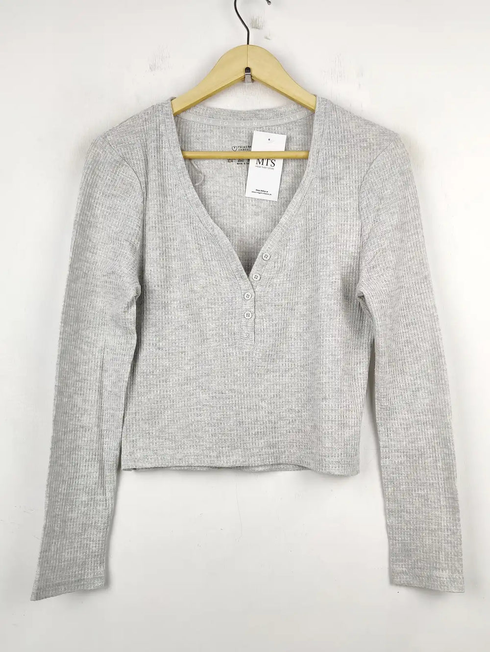 Buy online pre-used pre-loved 100% authentic & Original branded Primark (WT-5619) available in Pakistan. Top international brands avilable.