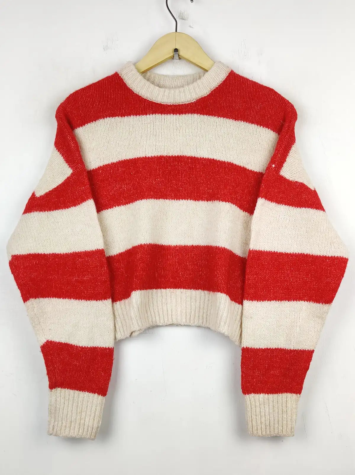Buy online pre-used pre-loved 100% authentic & Original branded Primark (WT-5651) available in Pakistan. Top international brands avilable.