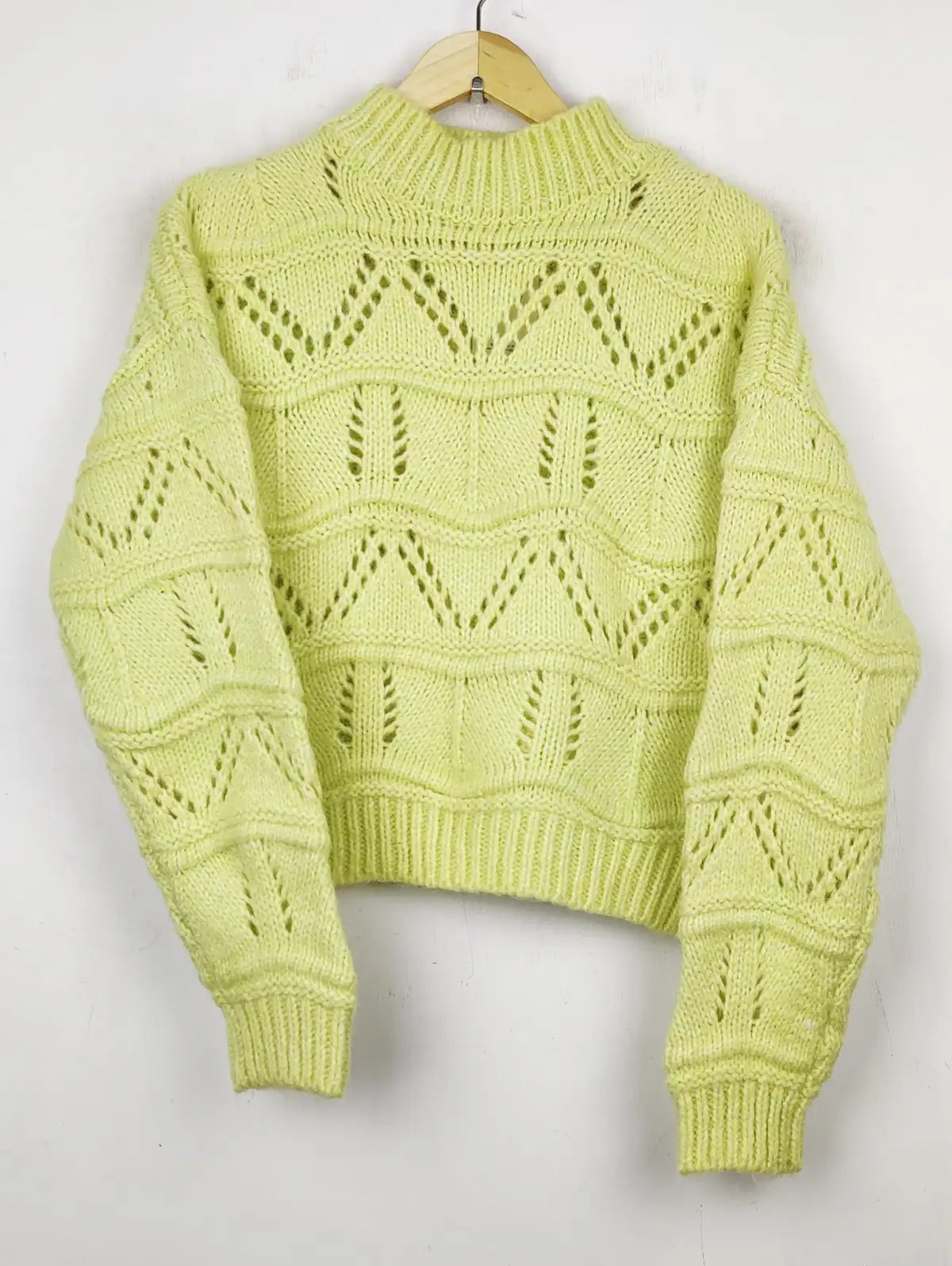 Buy online pre-used pre-loved 100% authentic & Original branded Primark (WT-5694) available in Pakistan. Top international brands avilable.