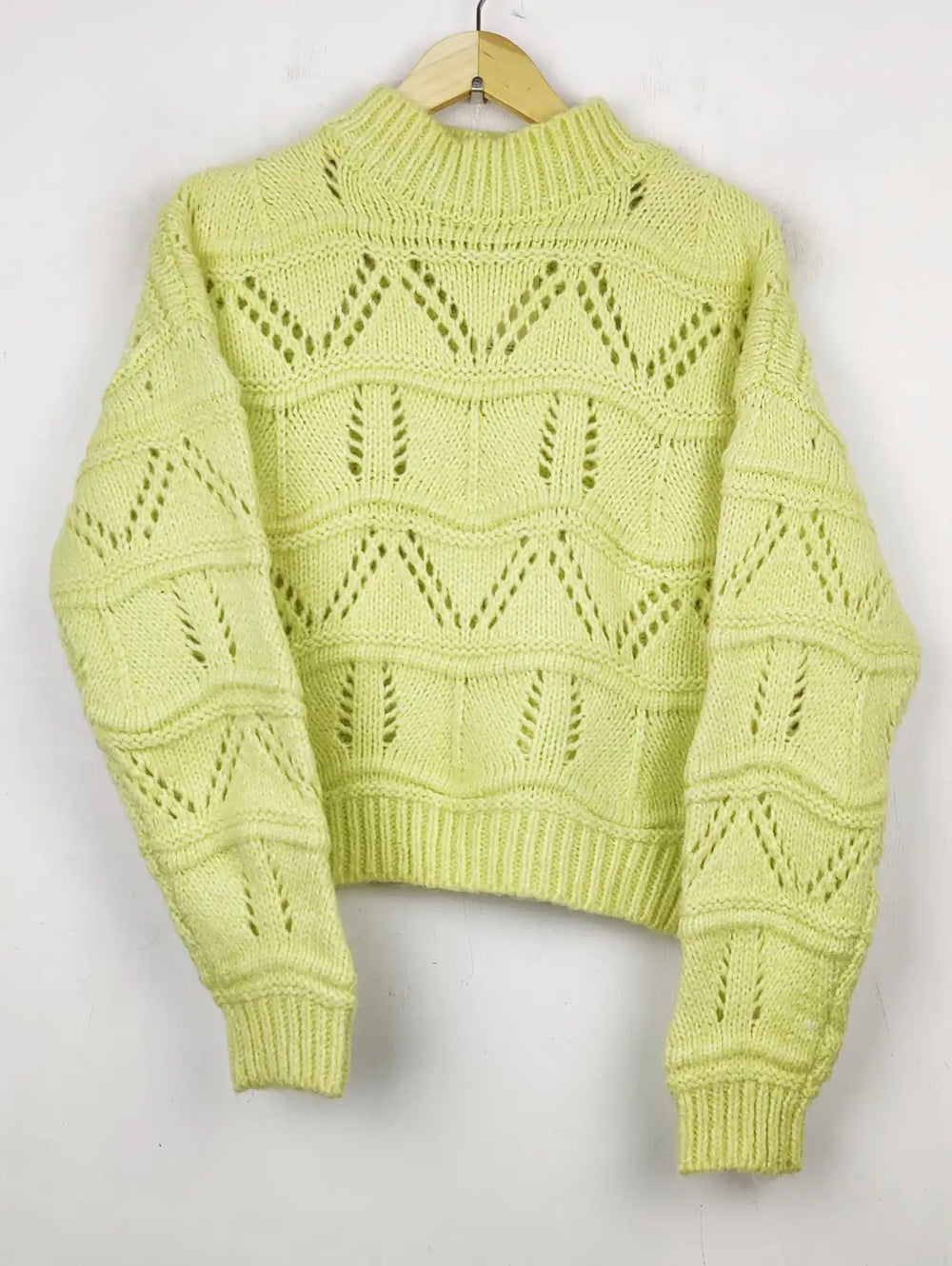 Buy online pre-used pre-loved 100% authentic & Original branded Primark (WT-5694) available in Pakistan. Top international brands avilable.