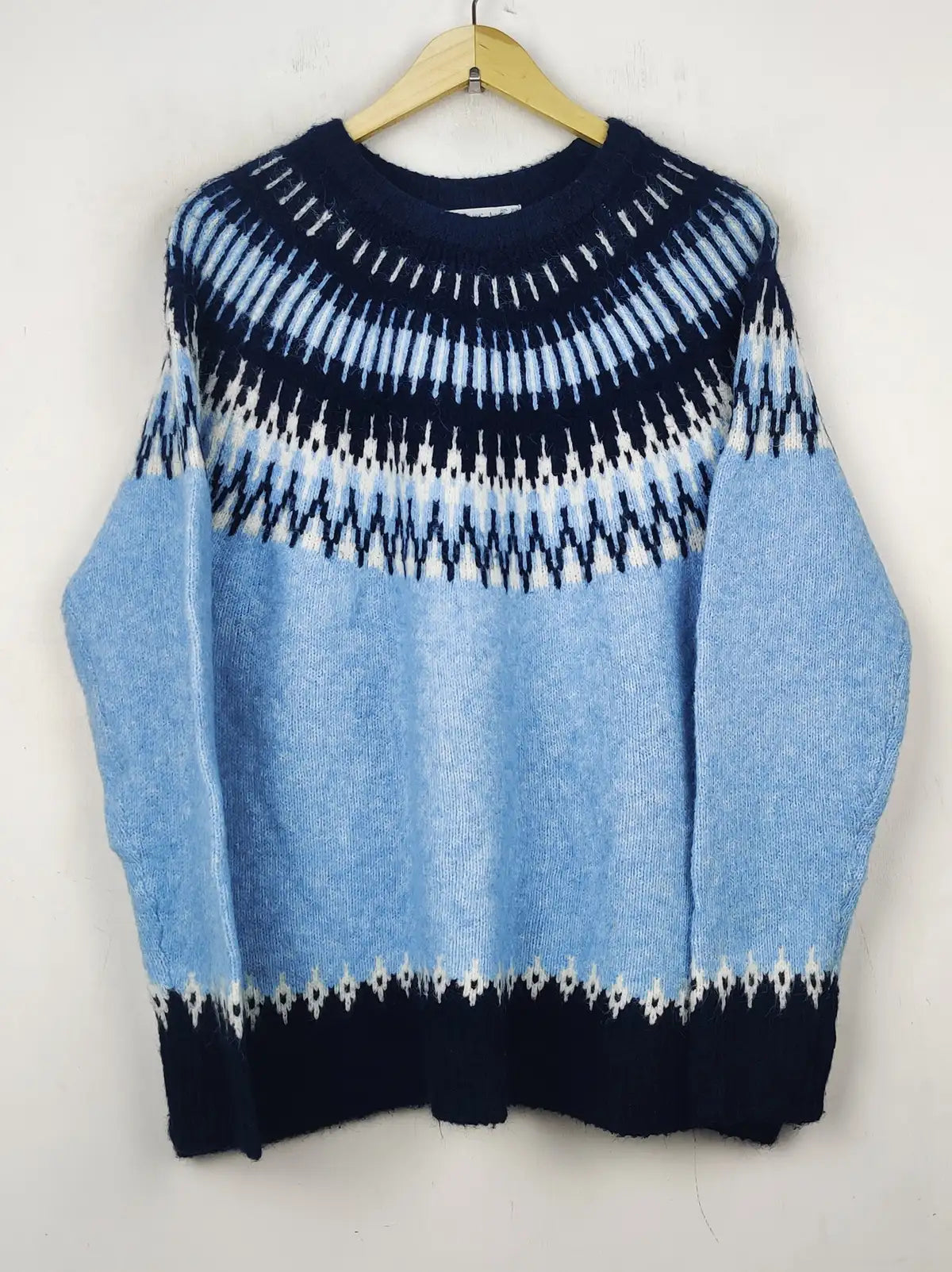 Buy online pre-used pre-loved 100% authentic & Original branded Primark (WT-5742) available in Pakistan. Top international brands avilable.
