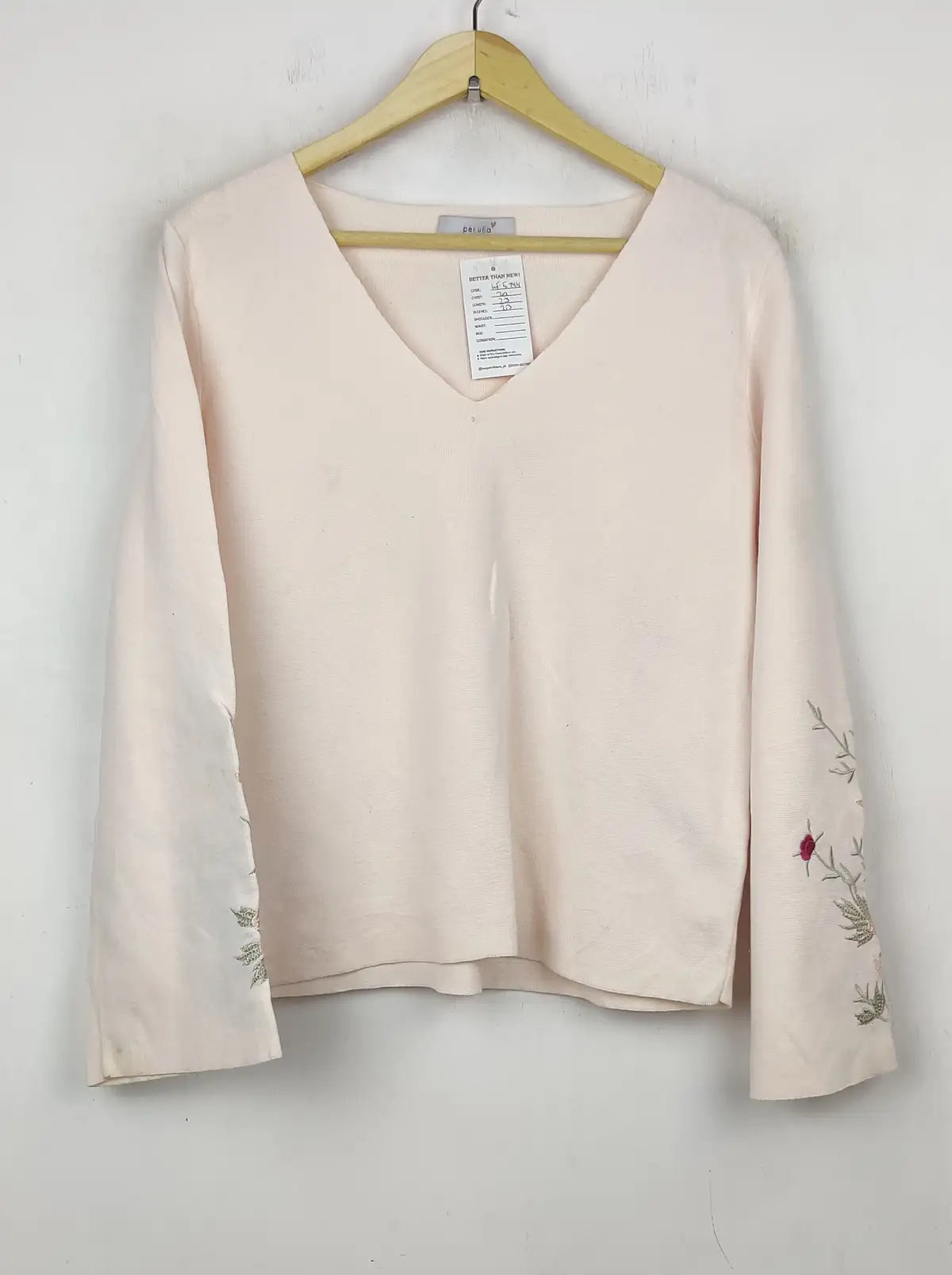 Buy online pre-used pre-loved 100% authentic & Original branded Marks & Spencer (WT-5744) available in Pakistan. Top international brands avilable.