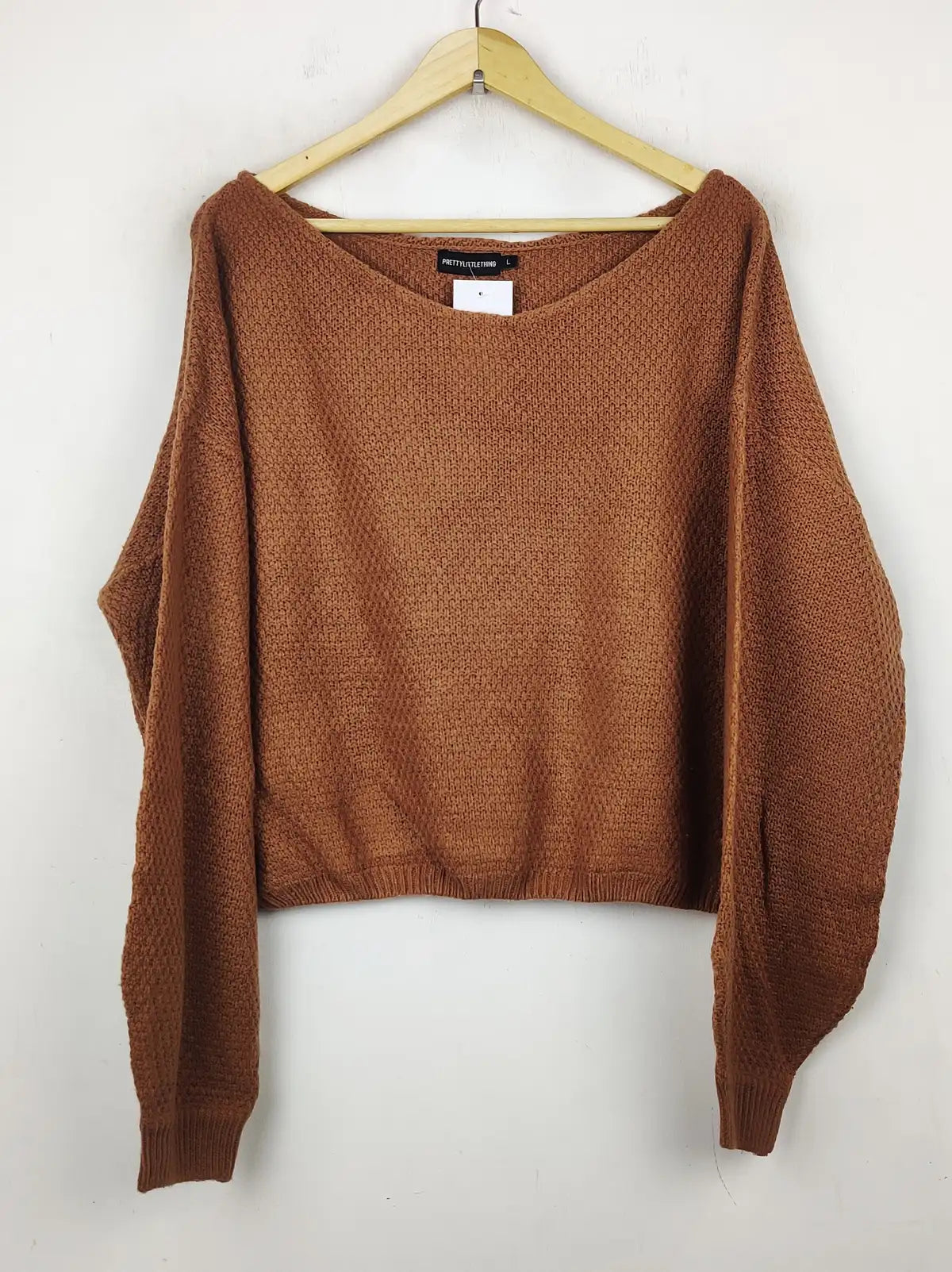 Buy online pre-used pre-loved 100% authentic & Original branded Prettylittlething (WT-5745) available in Pakistan. Top international brands avilable.