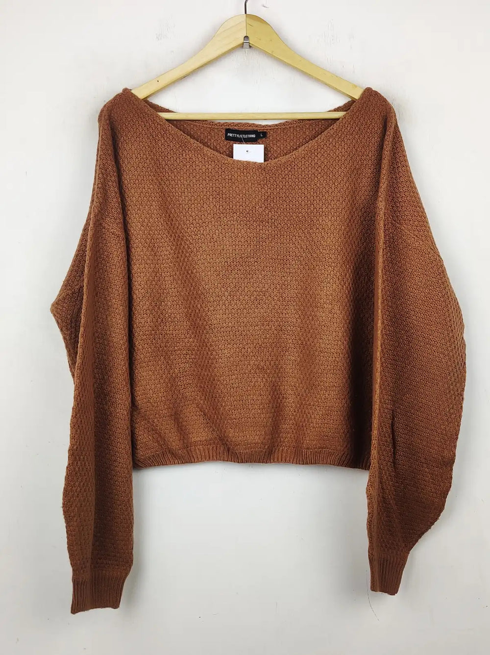 Buy online pre-used pre-loved 100% authentic & Original branded Prettylittlething (WT-5745) available in Pakistan. Top international brands avilable.